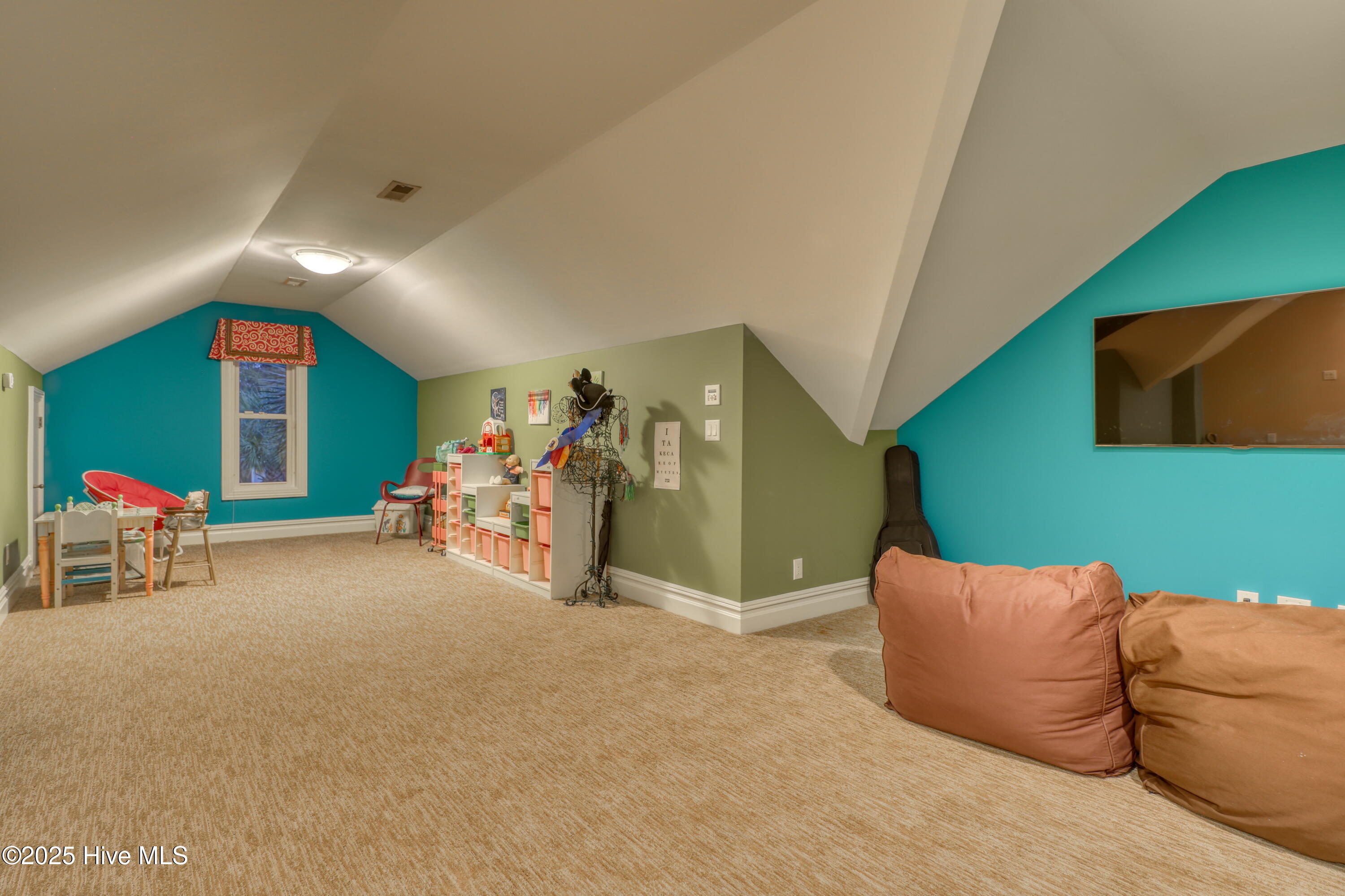 817 Tillson Road