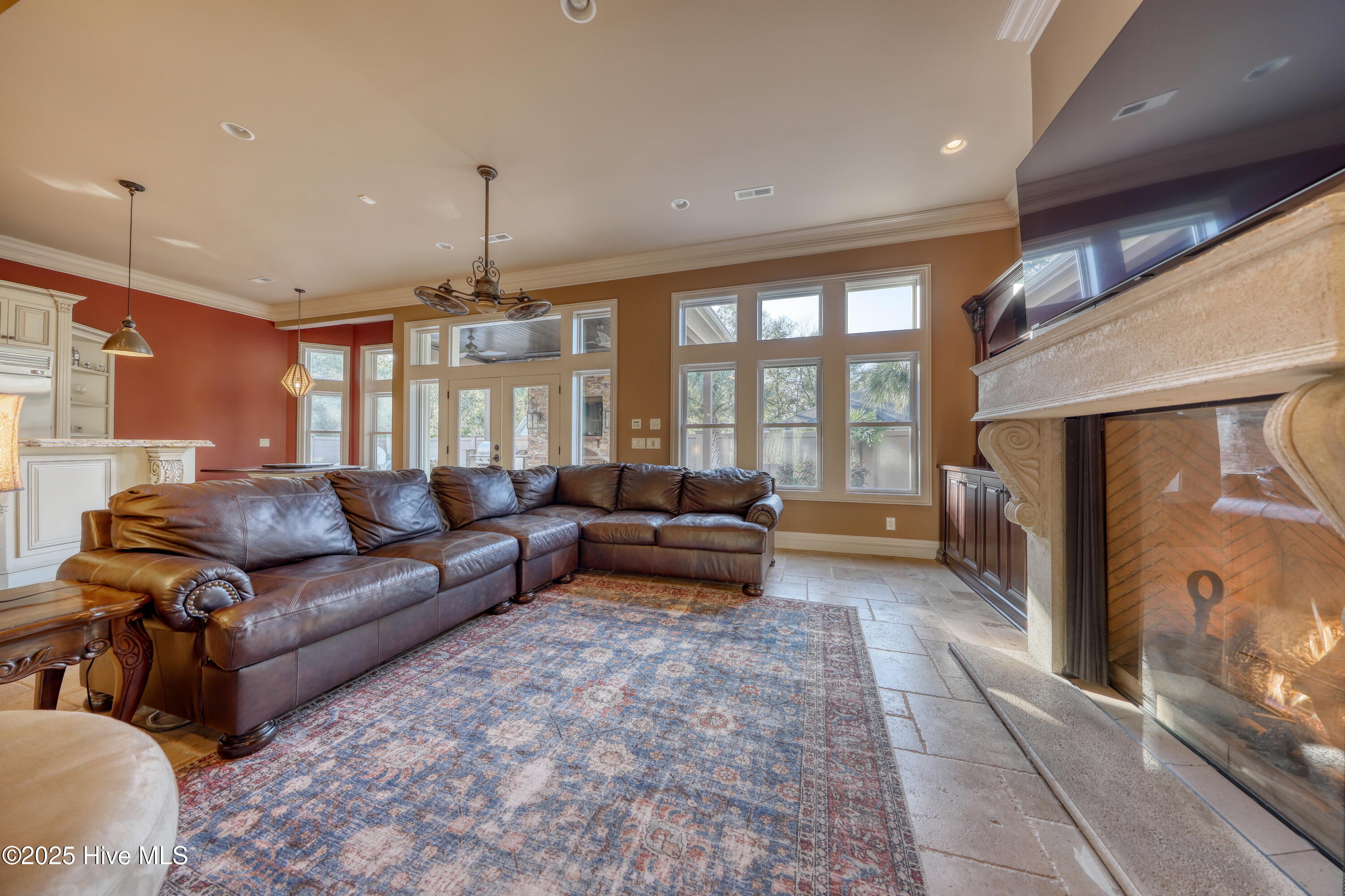 817 Tillson Road