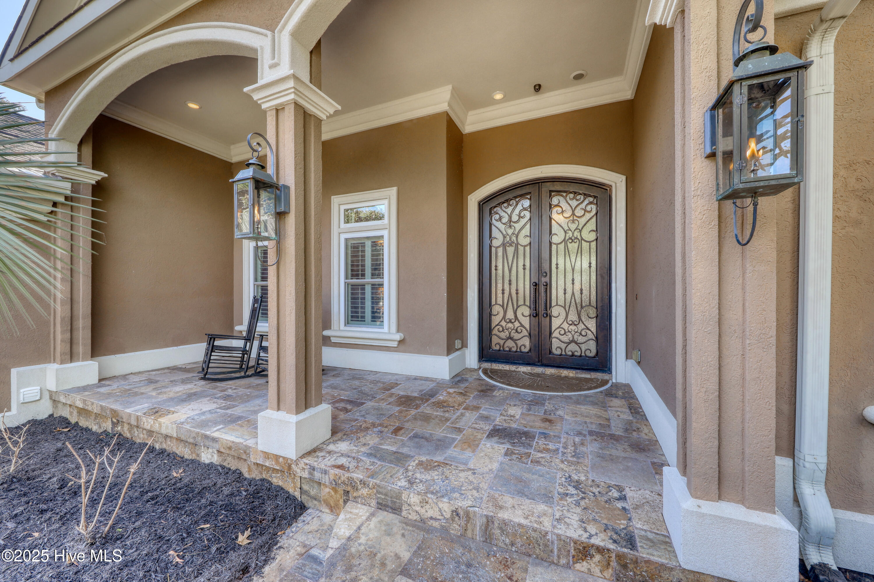 817 Tillson Road