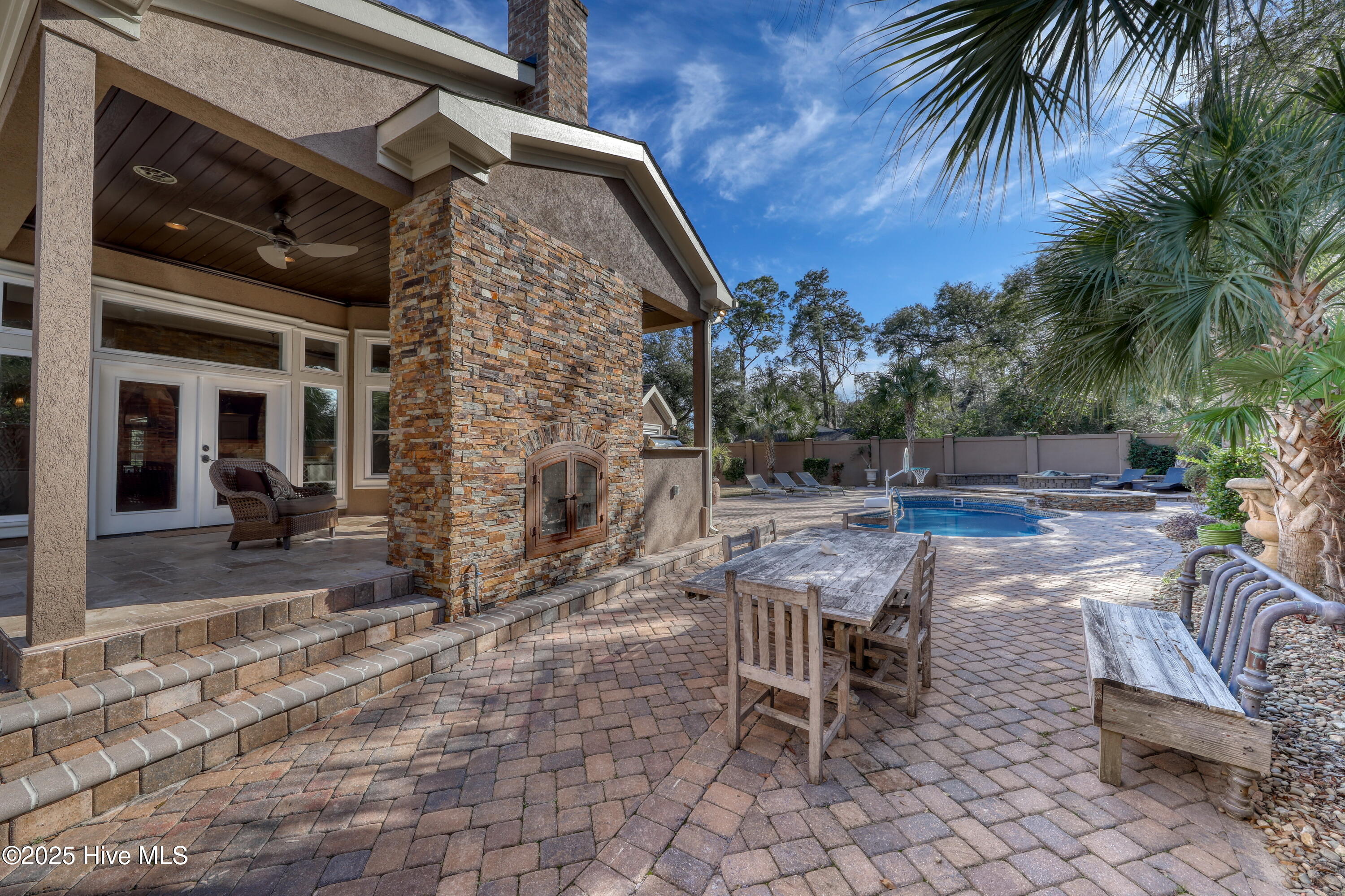 817 Tillson Road