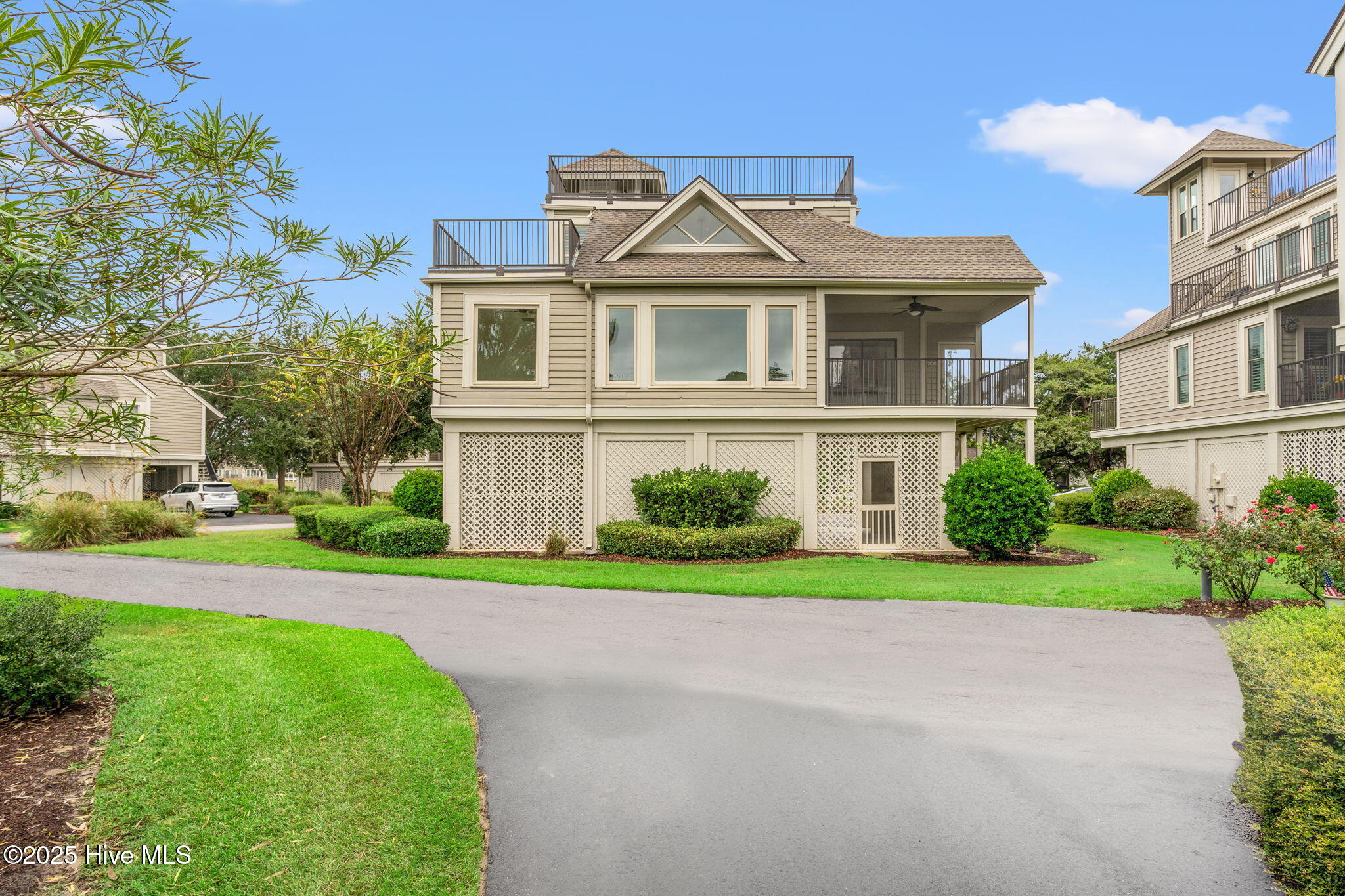 1609 Harbor Drive