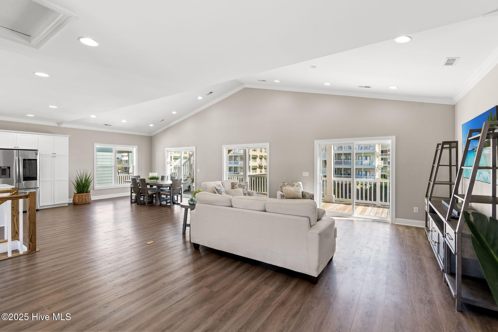 10 Via Dolorosa Drive