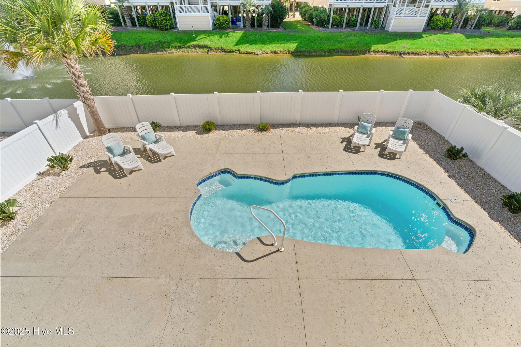 10 Via Dolorosa Drive