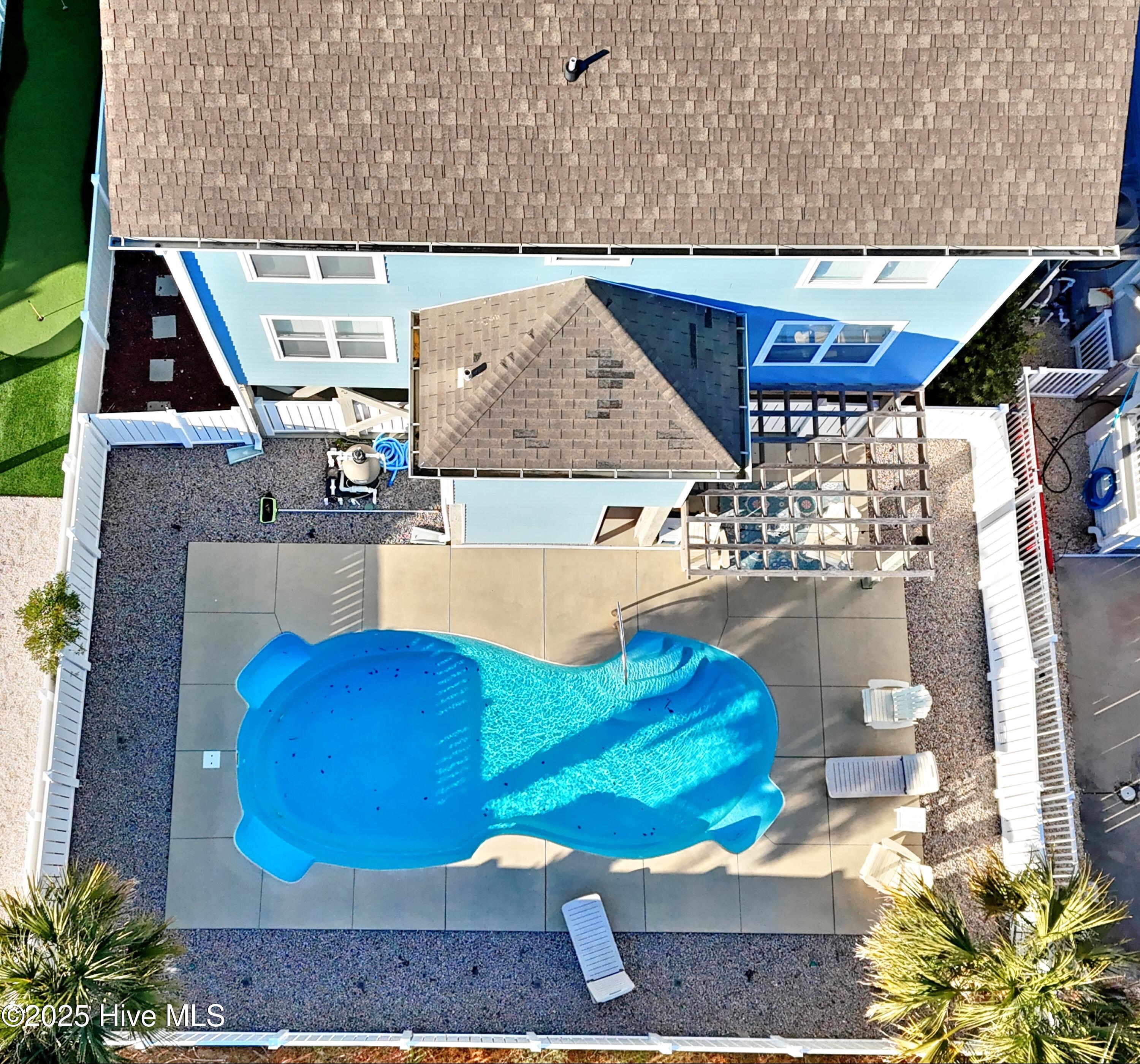 286 E Second Street
