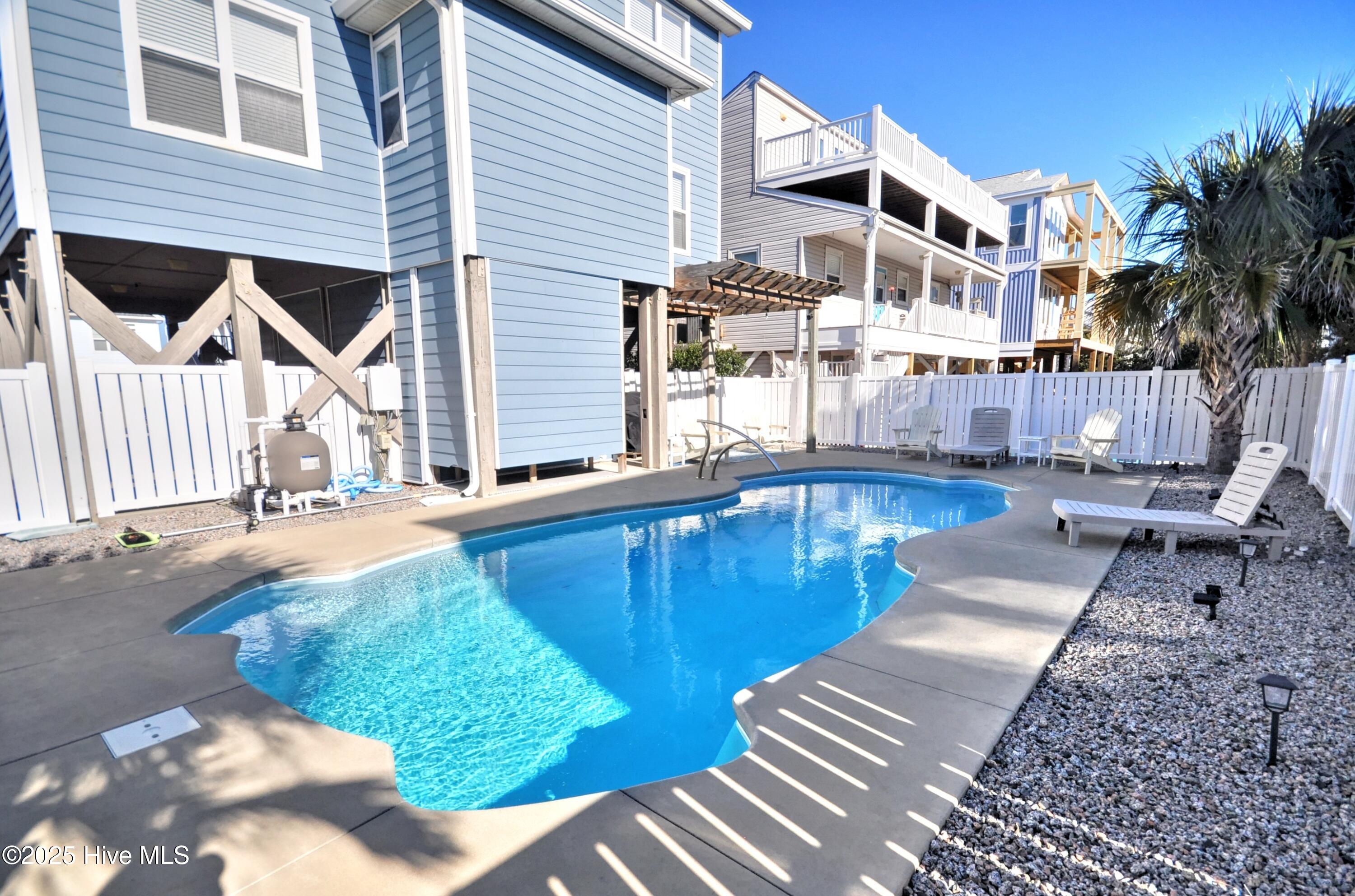 286 E Second Street