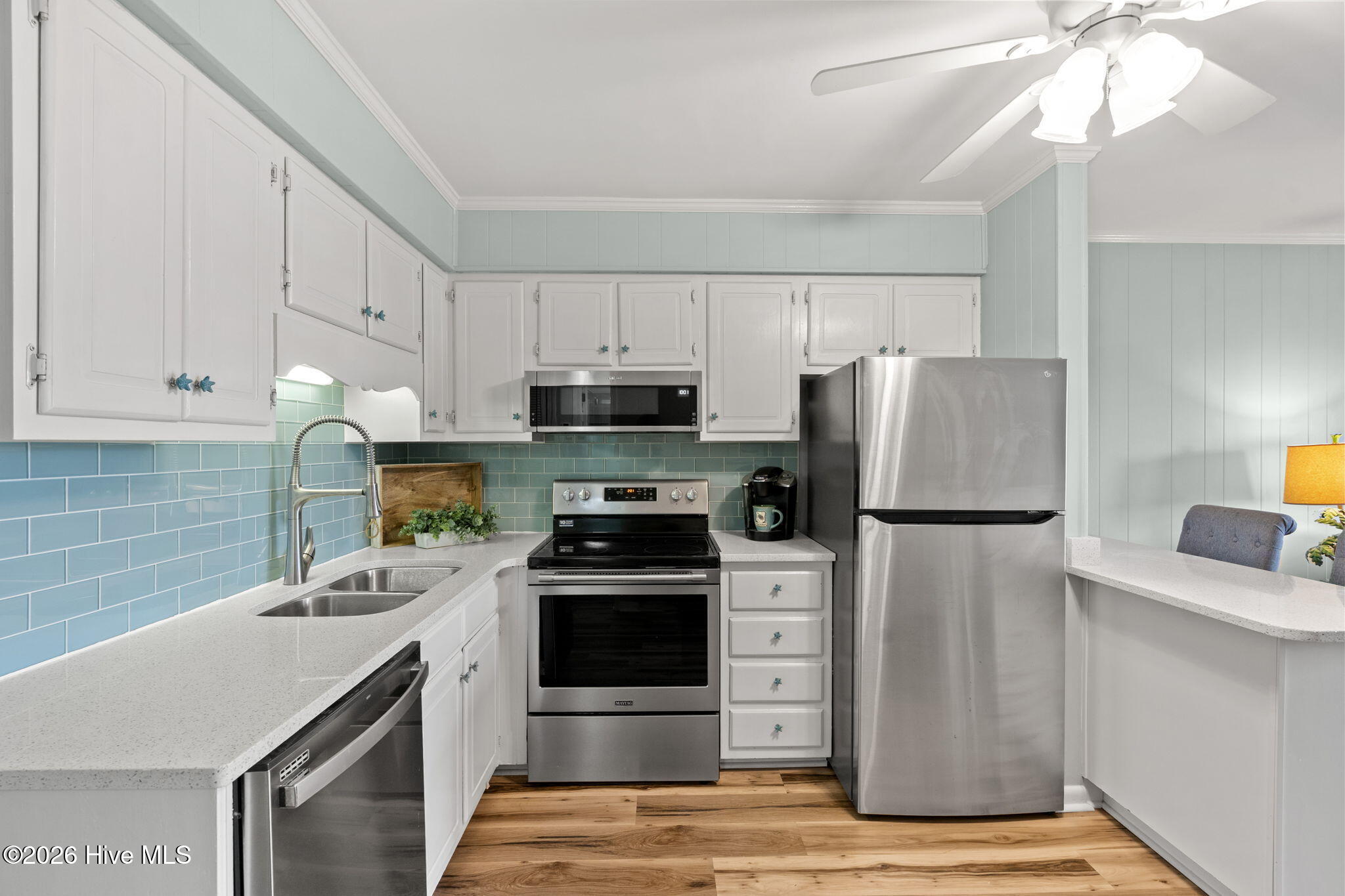 277 W First Street # 1i