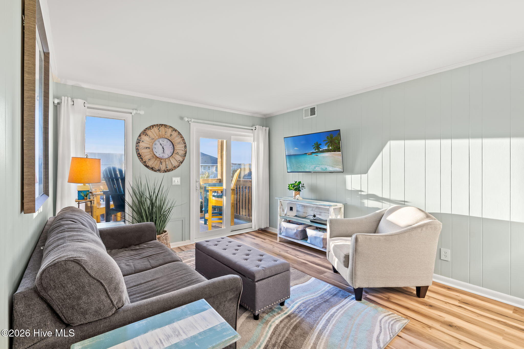 277 W First Street # 1i