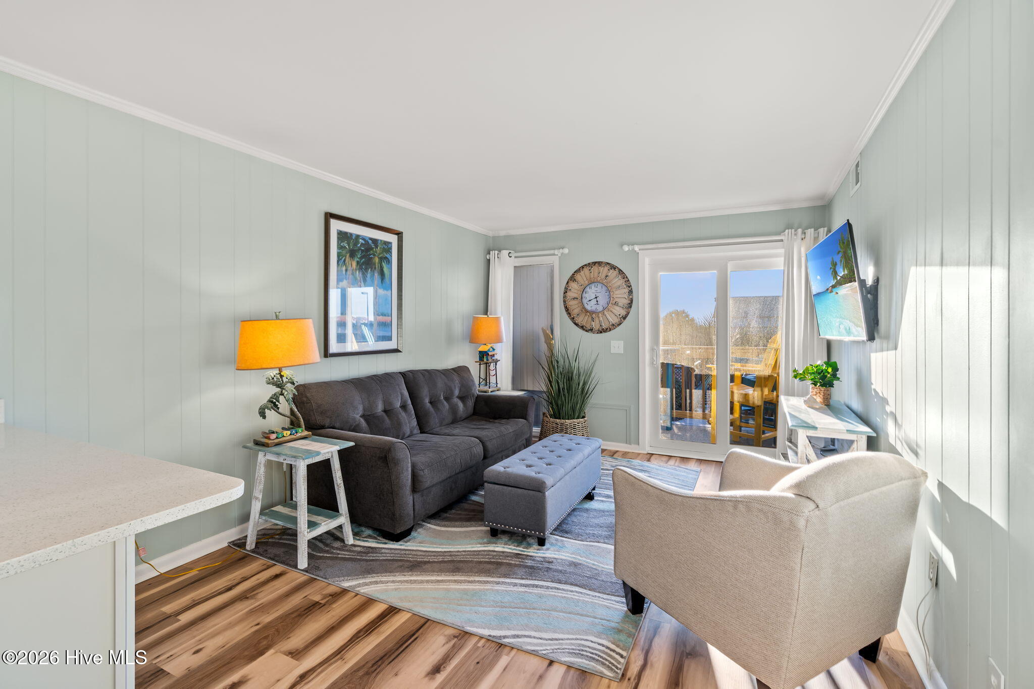 277 W First Street # 1i