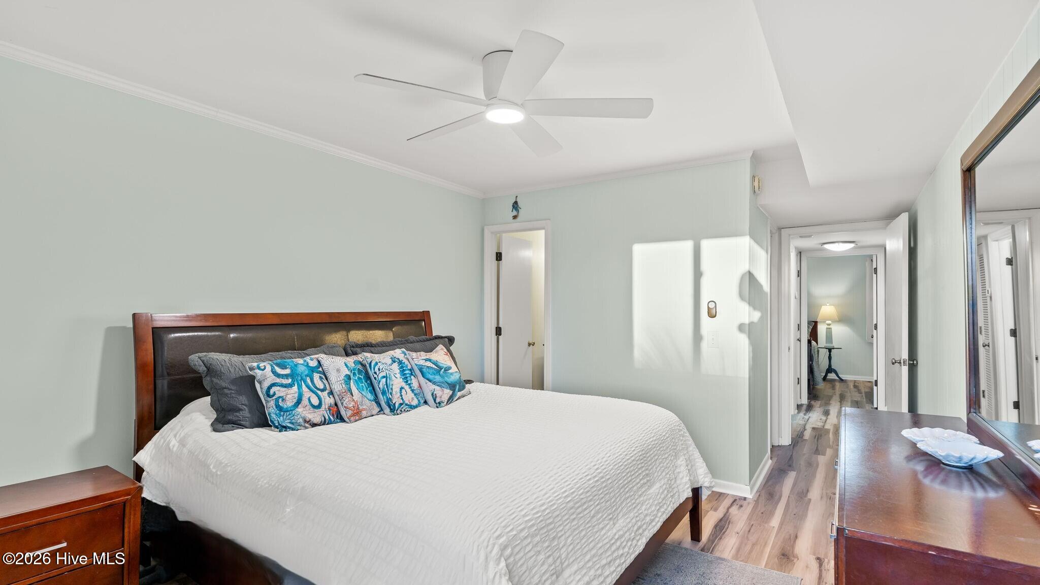 277 W First Street # 1i