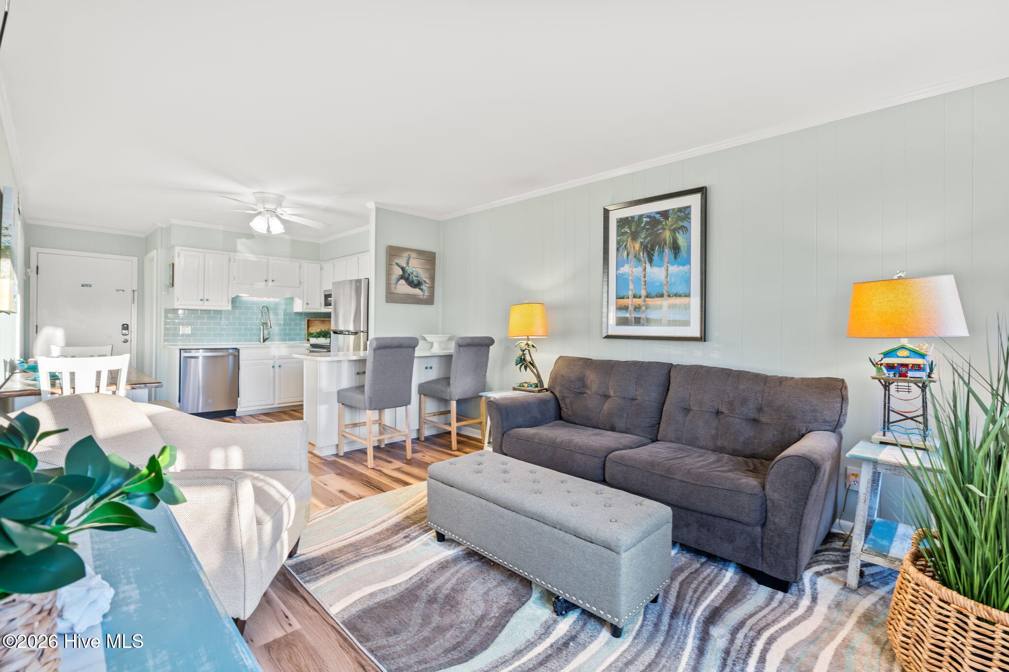 277 W First Street # 1i