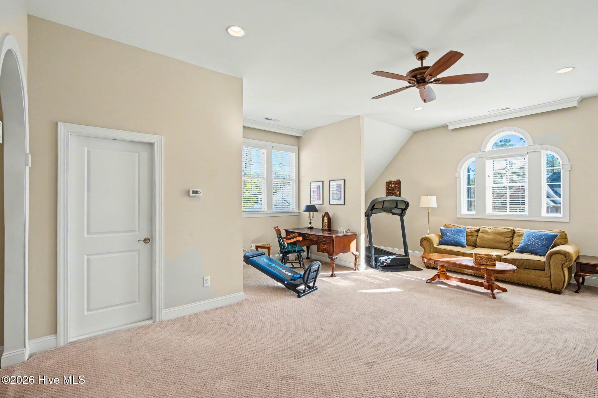 547 Morely Circle SW