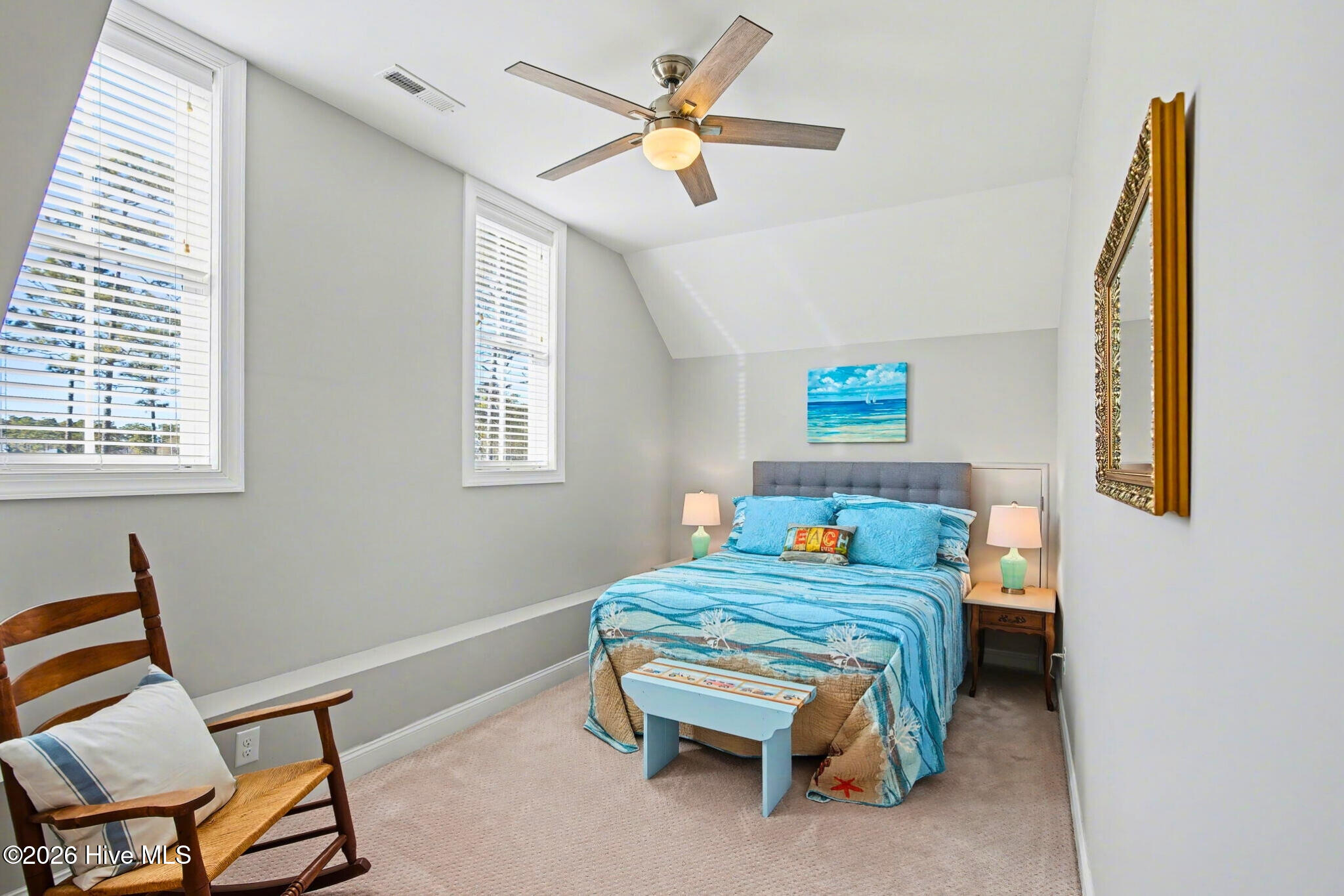 547 Morely Circle SW