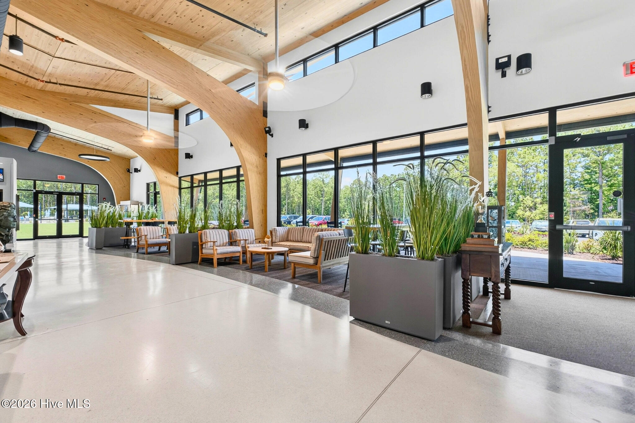 547 Morely Circle SW