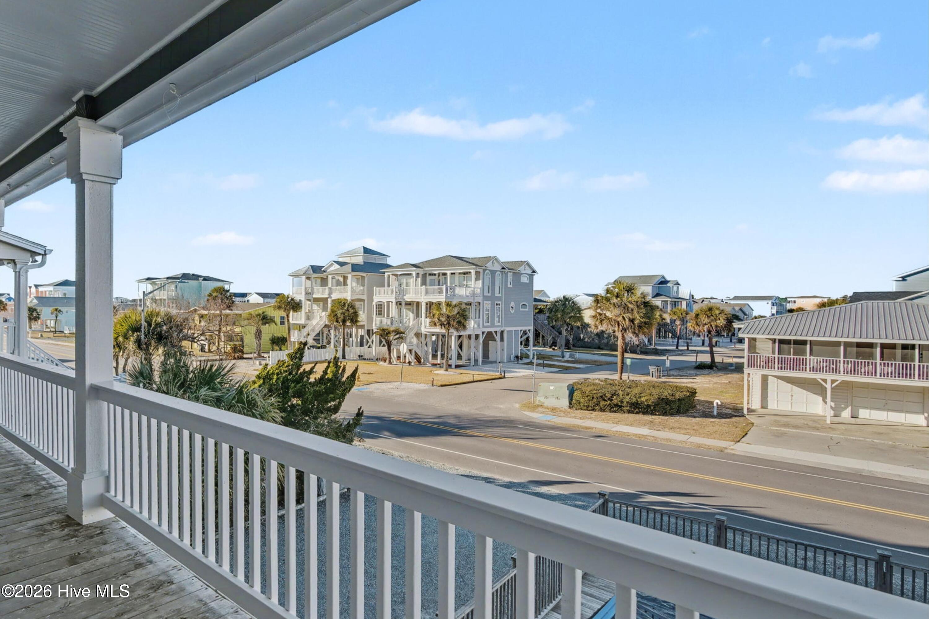887 Ocean Boulevard W