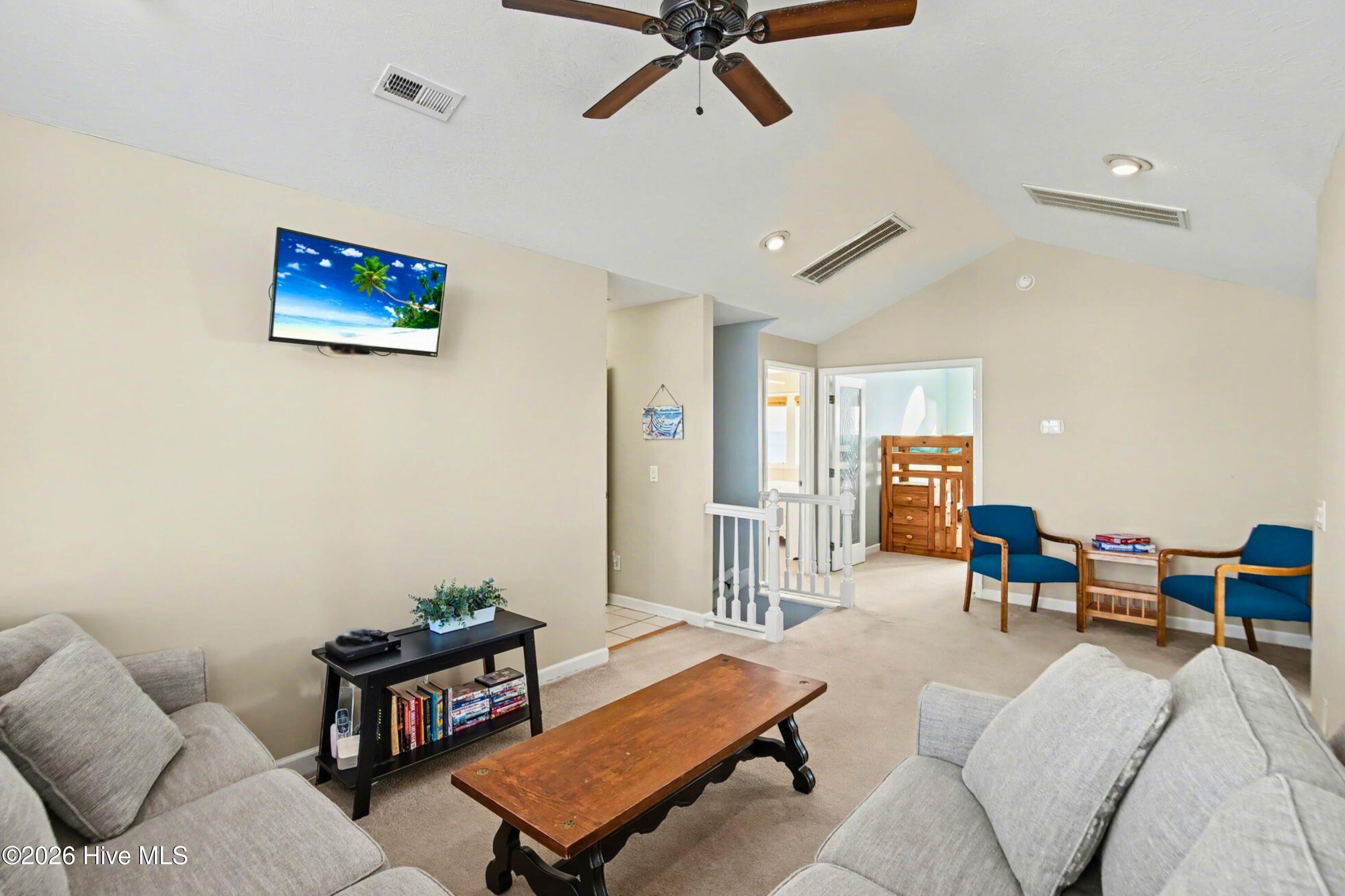 887 Ocean Boulevard W