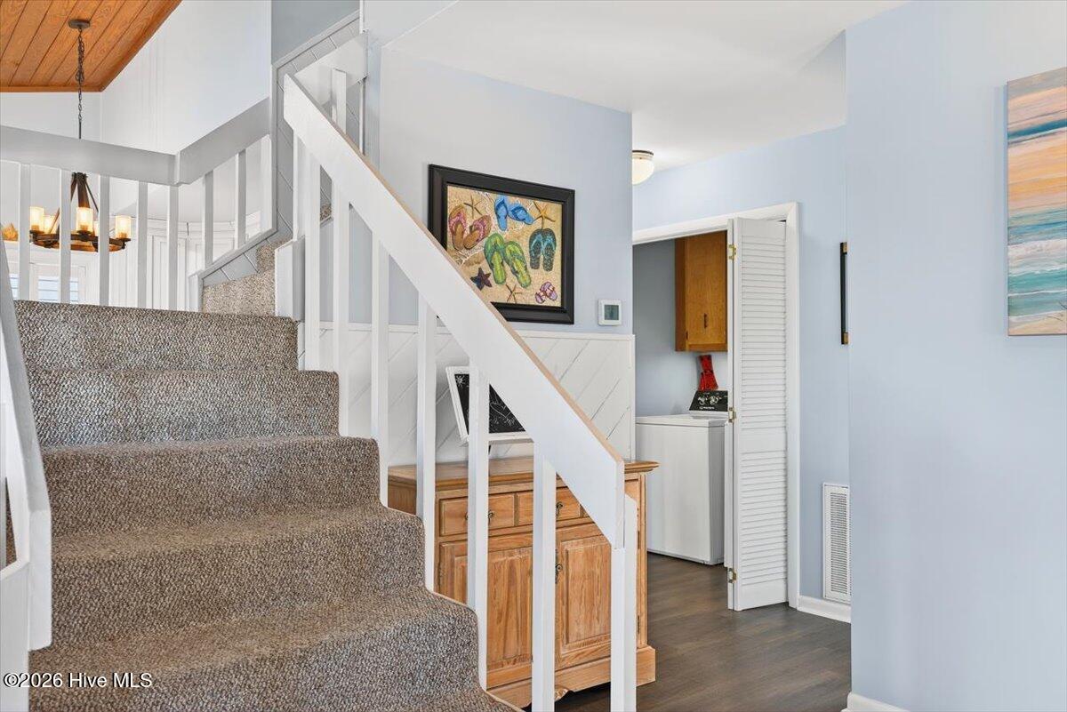 1701 Canal Drive