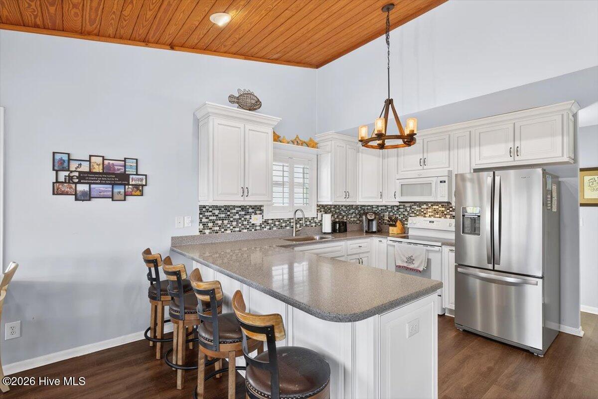 1701 Canal Drive