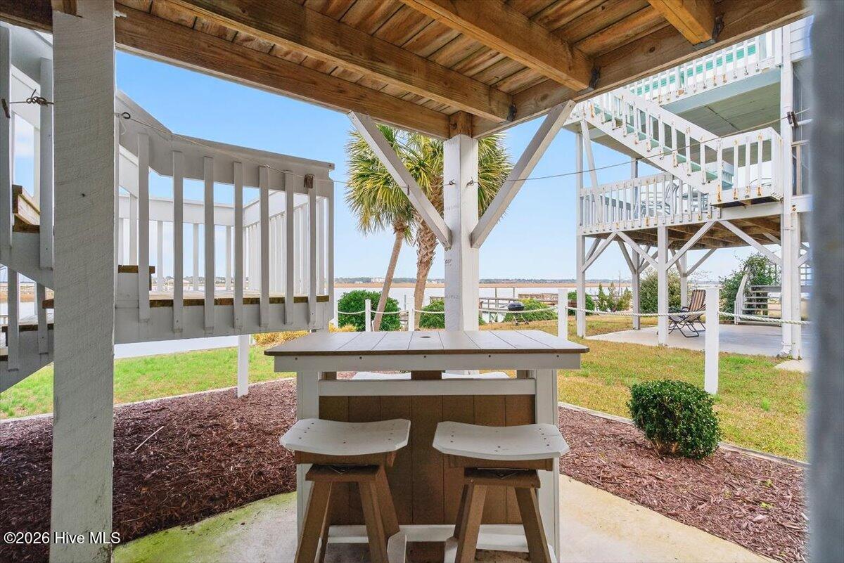 1701 Canal Drive