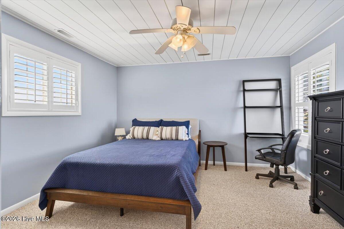 1701 Canal Drive