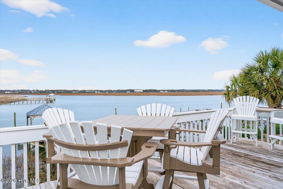 1701 Canal Drive