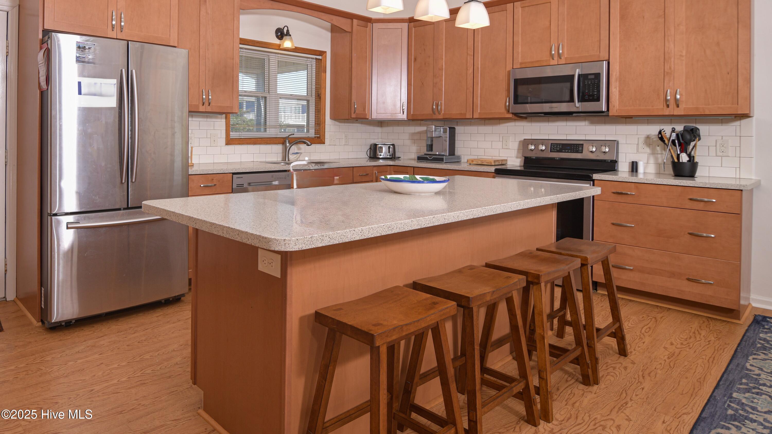 941 Ocean Boulevard W