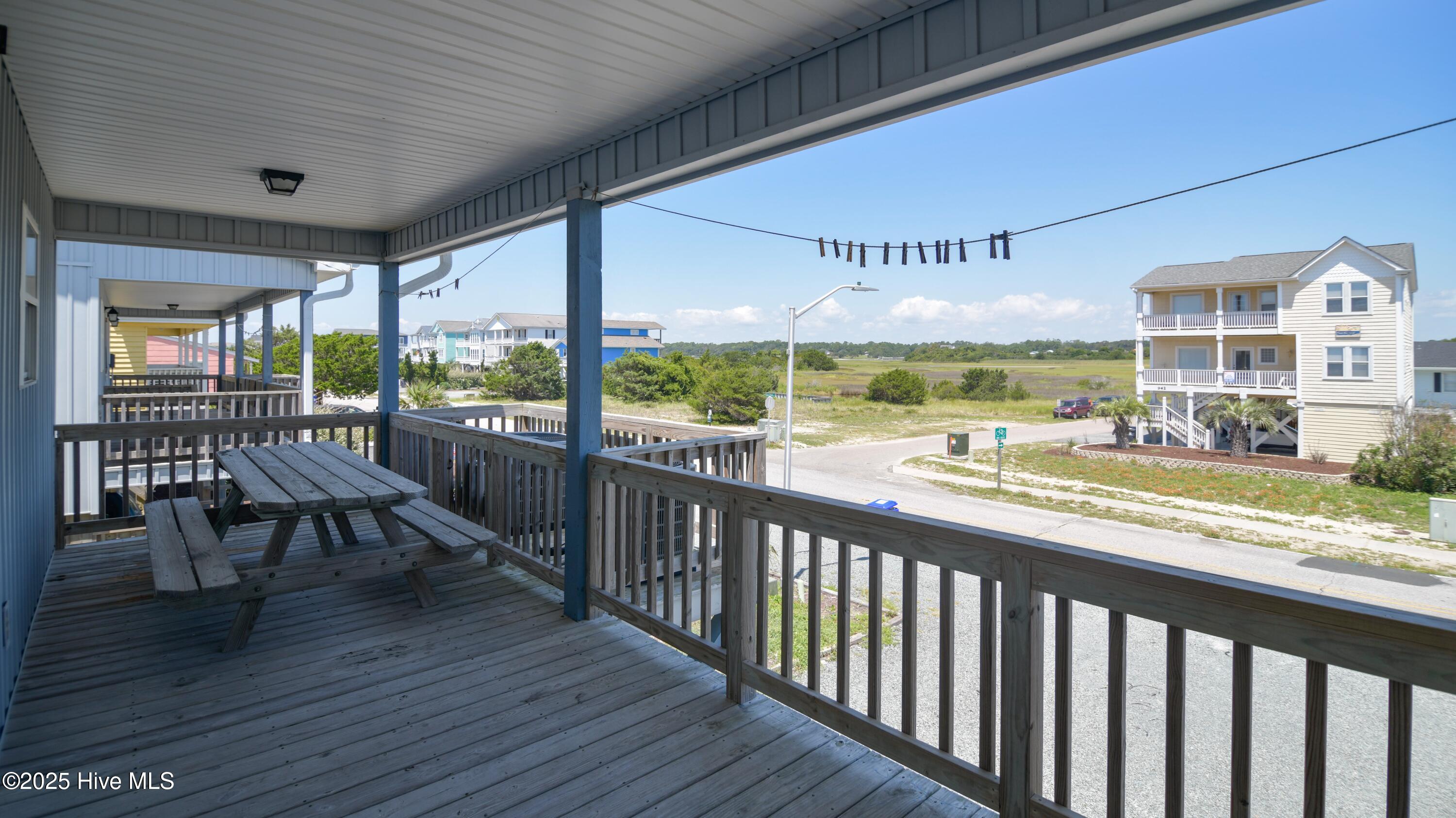 941 Ocean Boulevard W