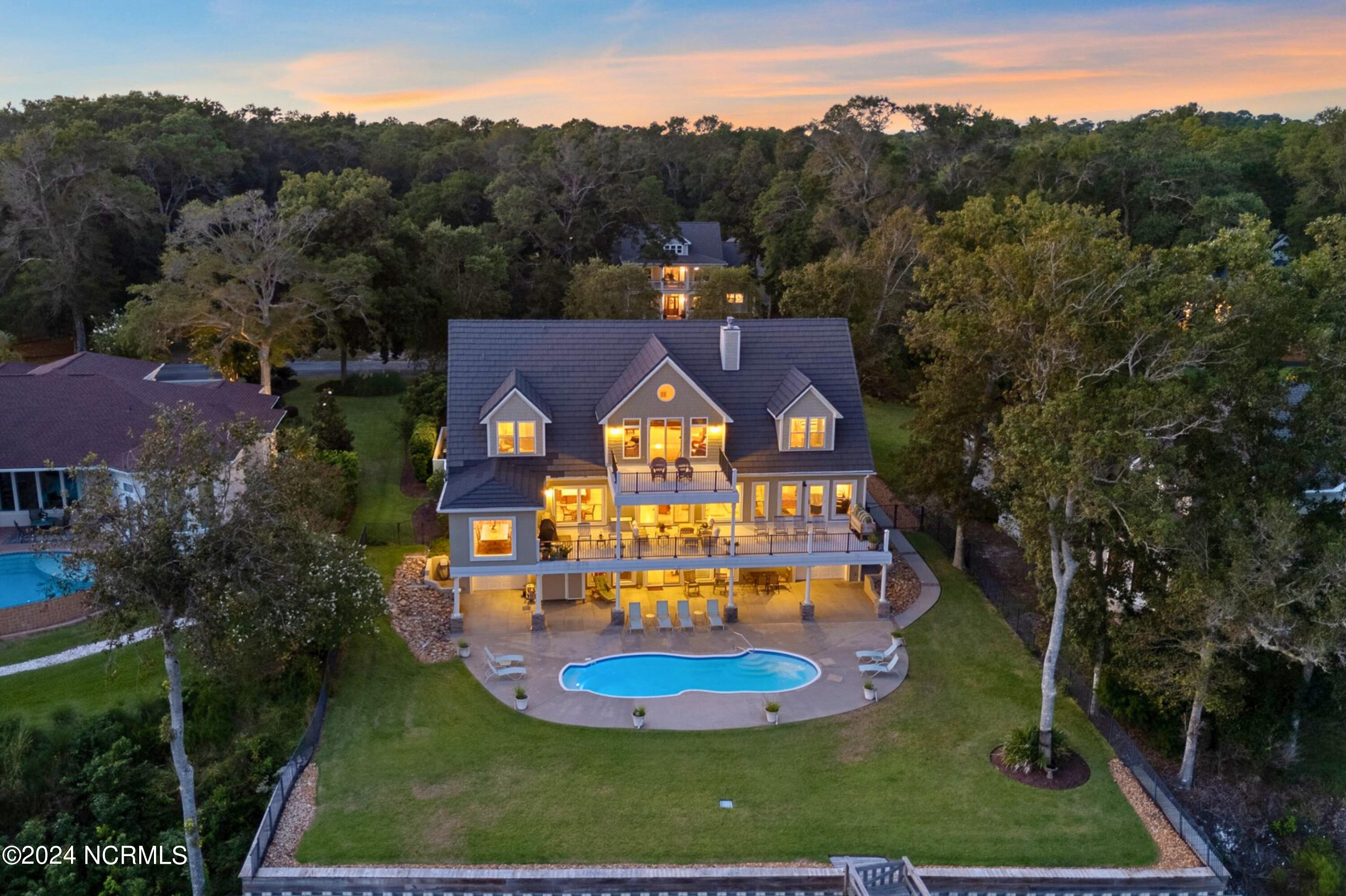 1324 Harbour Watch SW