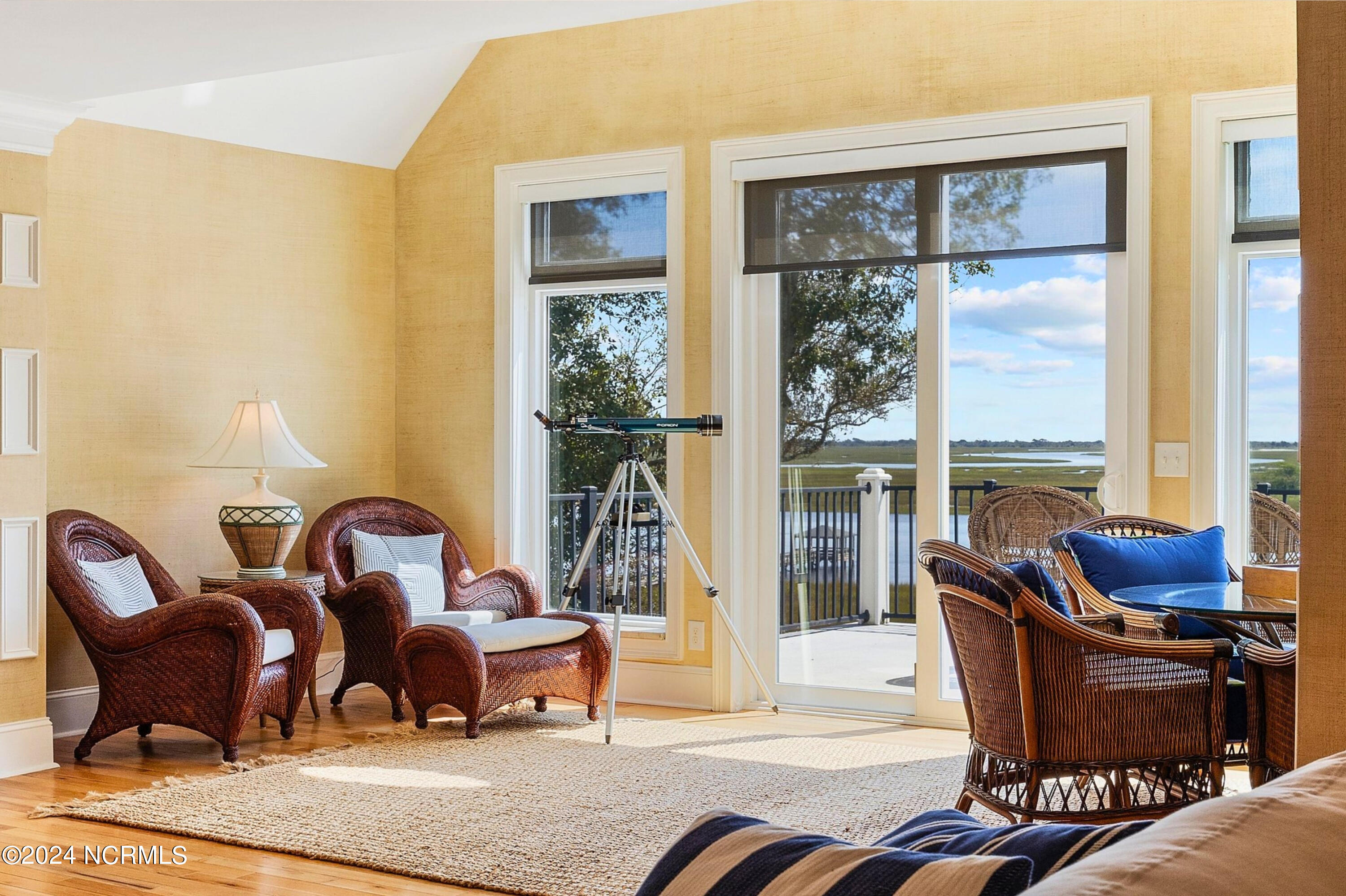 1324 Harbour Watch SW