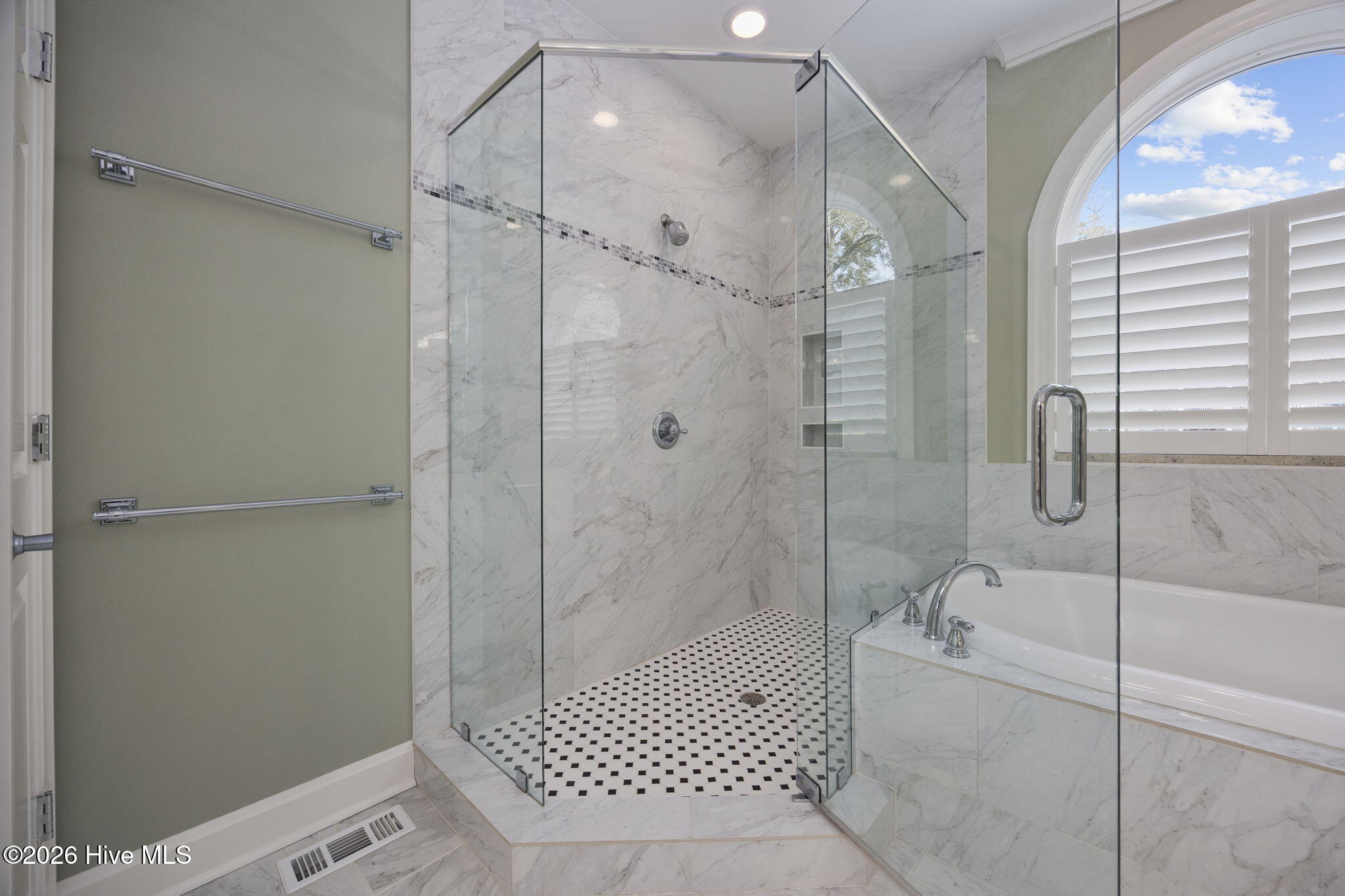 1324 Harbour Watch SW