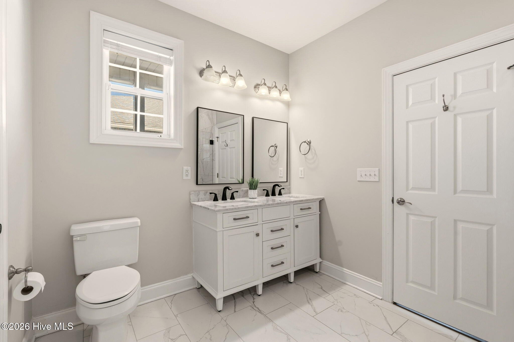 291 W Second Street
