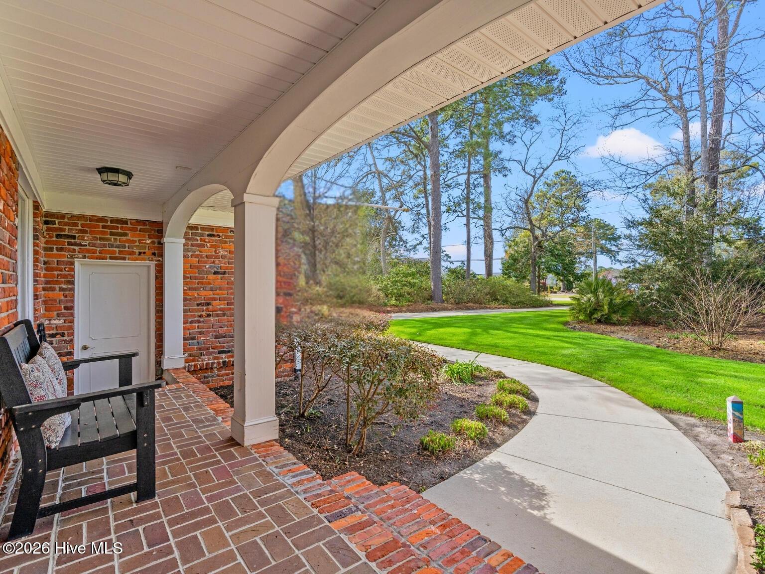 1208 Golfview Drive
