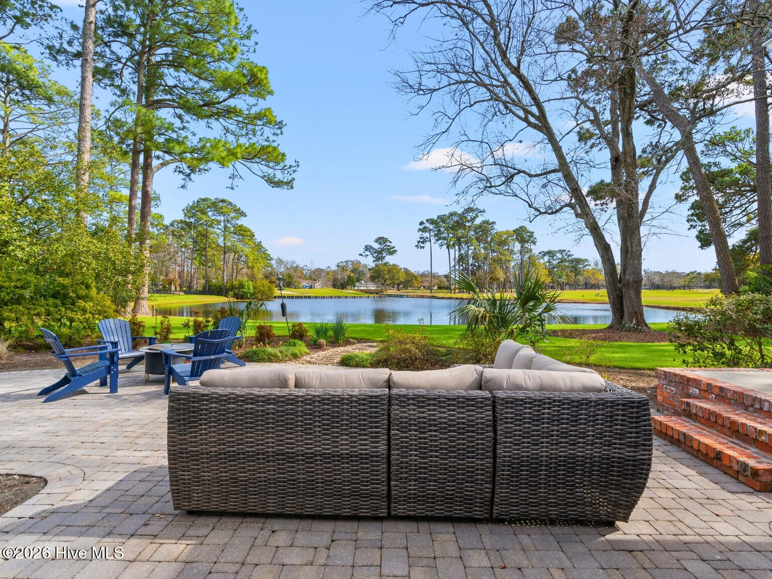 1208 Golfview Drive