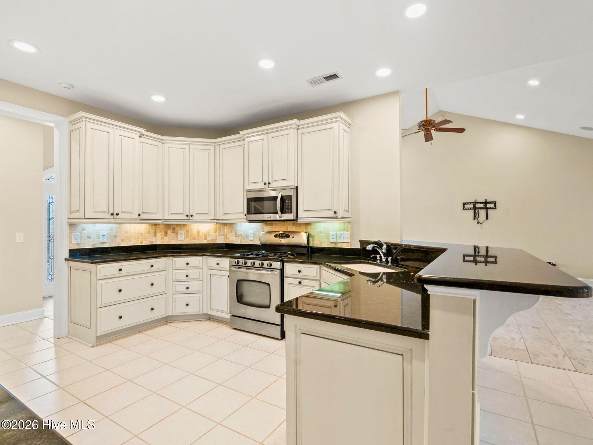 502 Tradewind Court