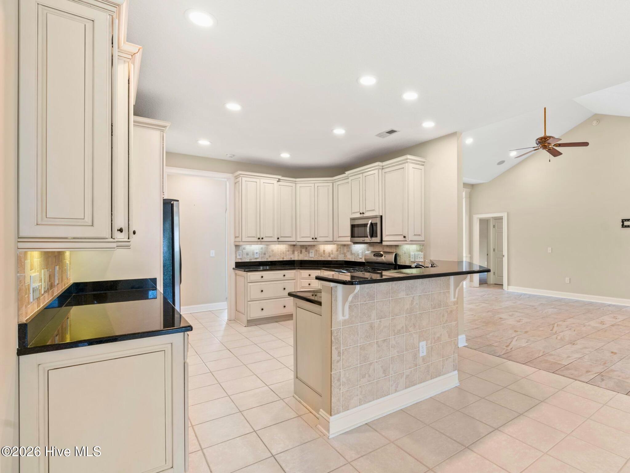 502 Tradewind Court