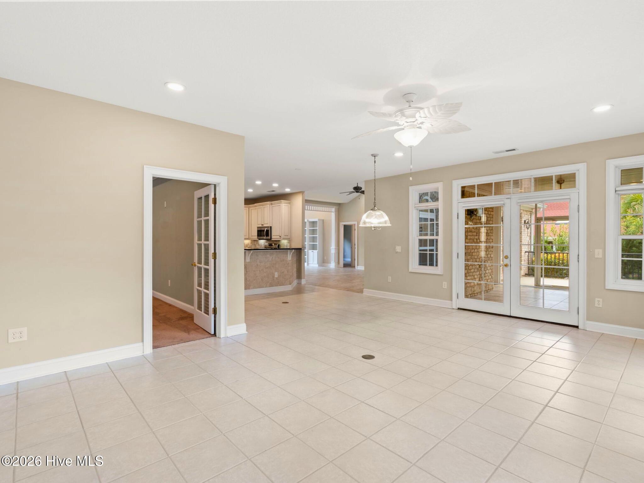 502 Tradewind Court