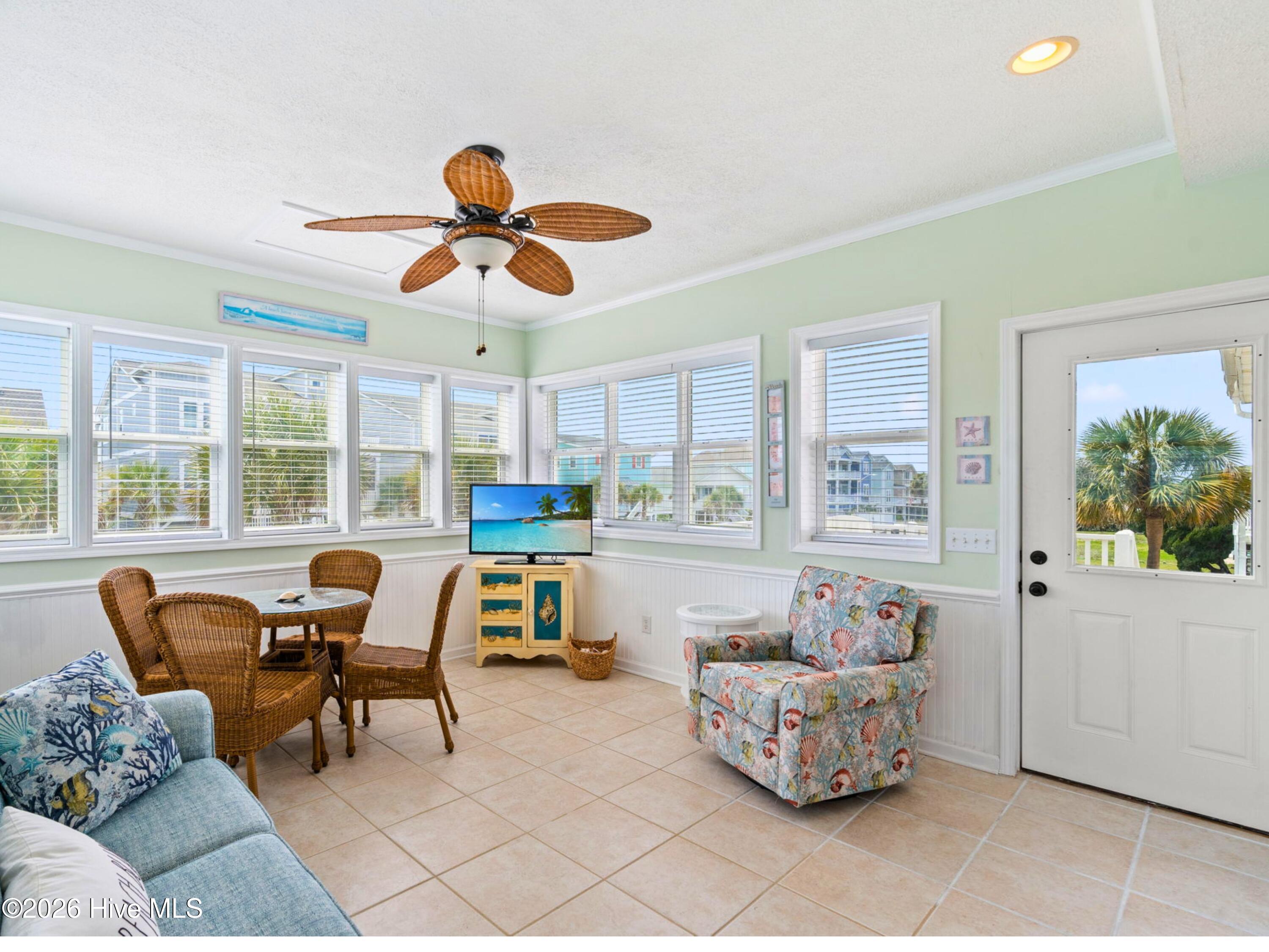 155 Yacht Watch Drive