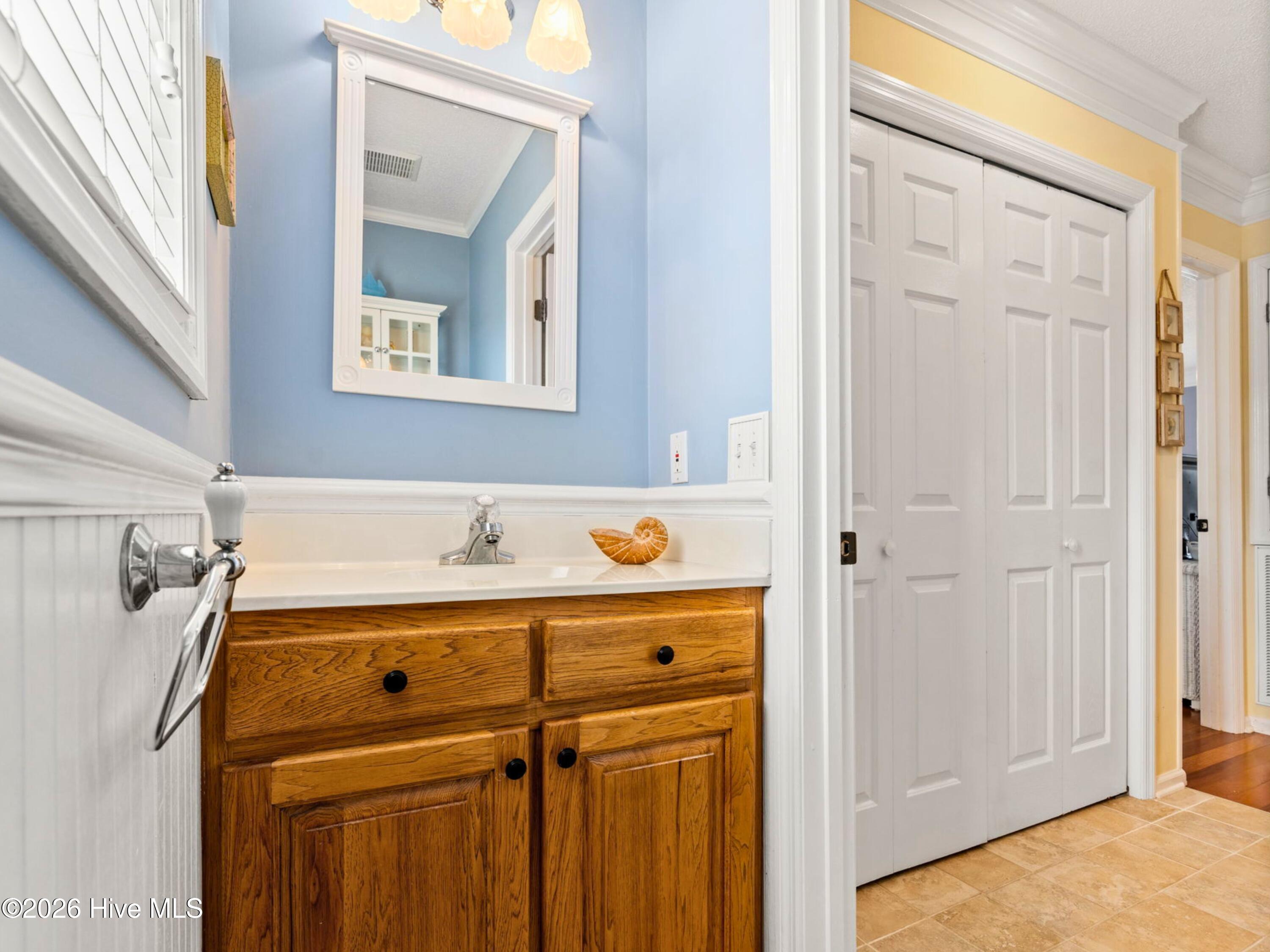 155 Yacht Watch Drive