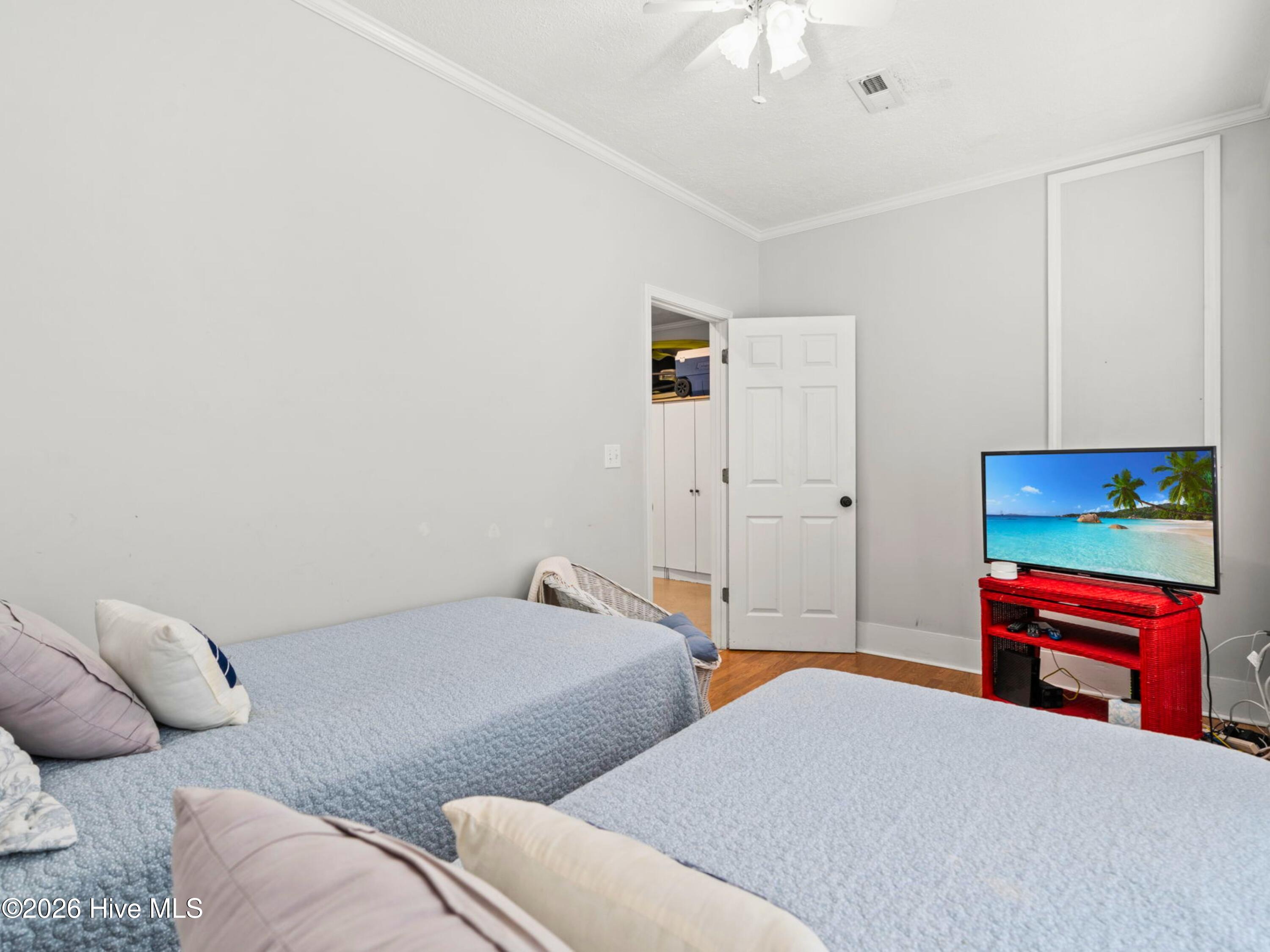 155 Yacht Watch Drive