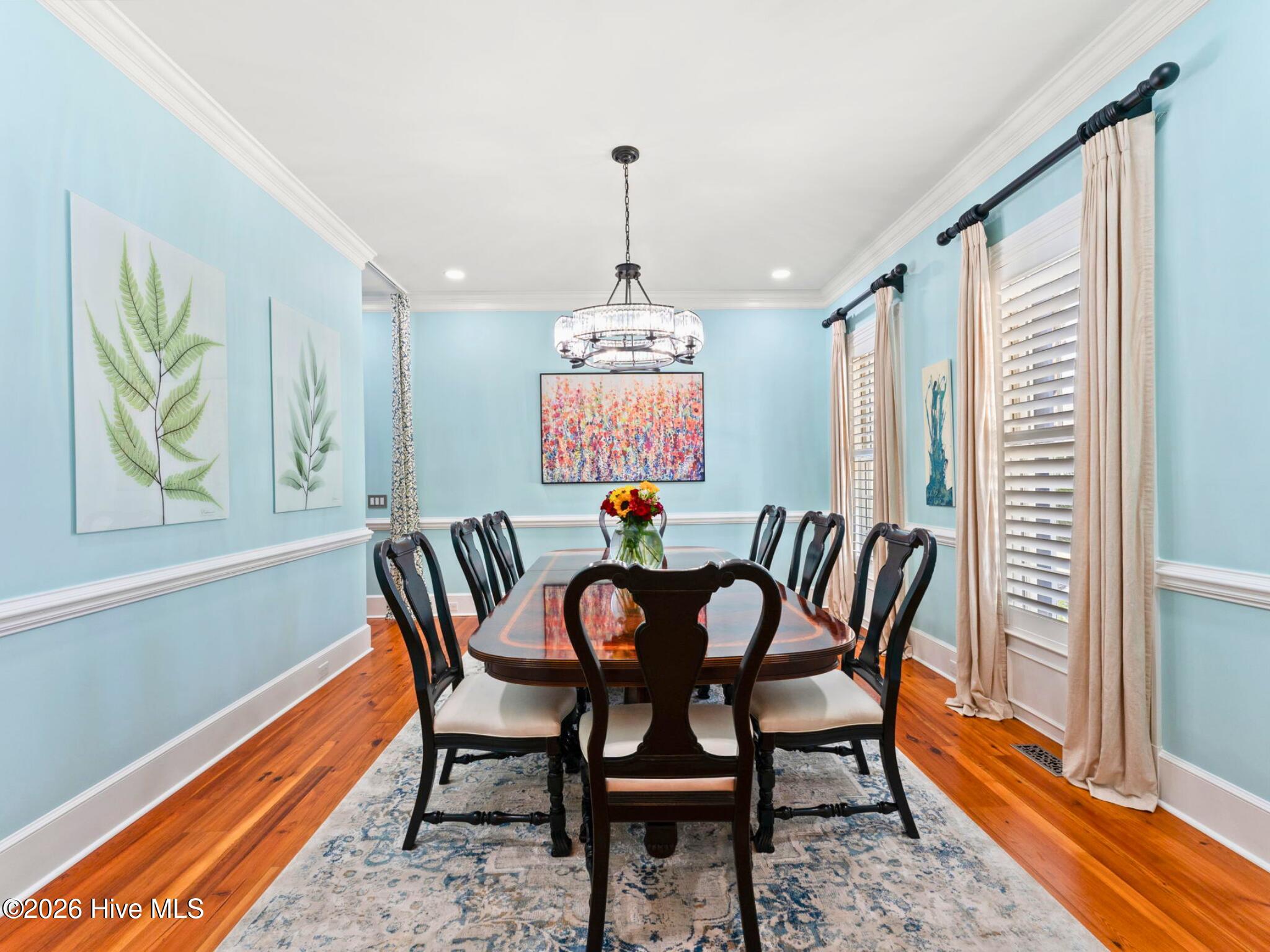 404 Shoreline Drive E