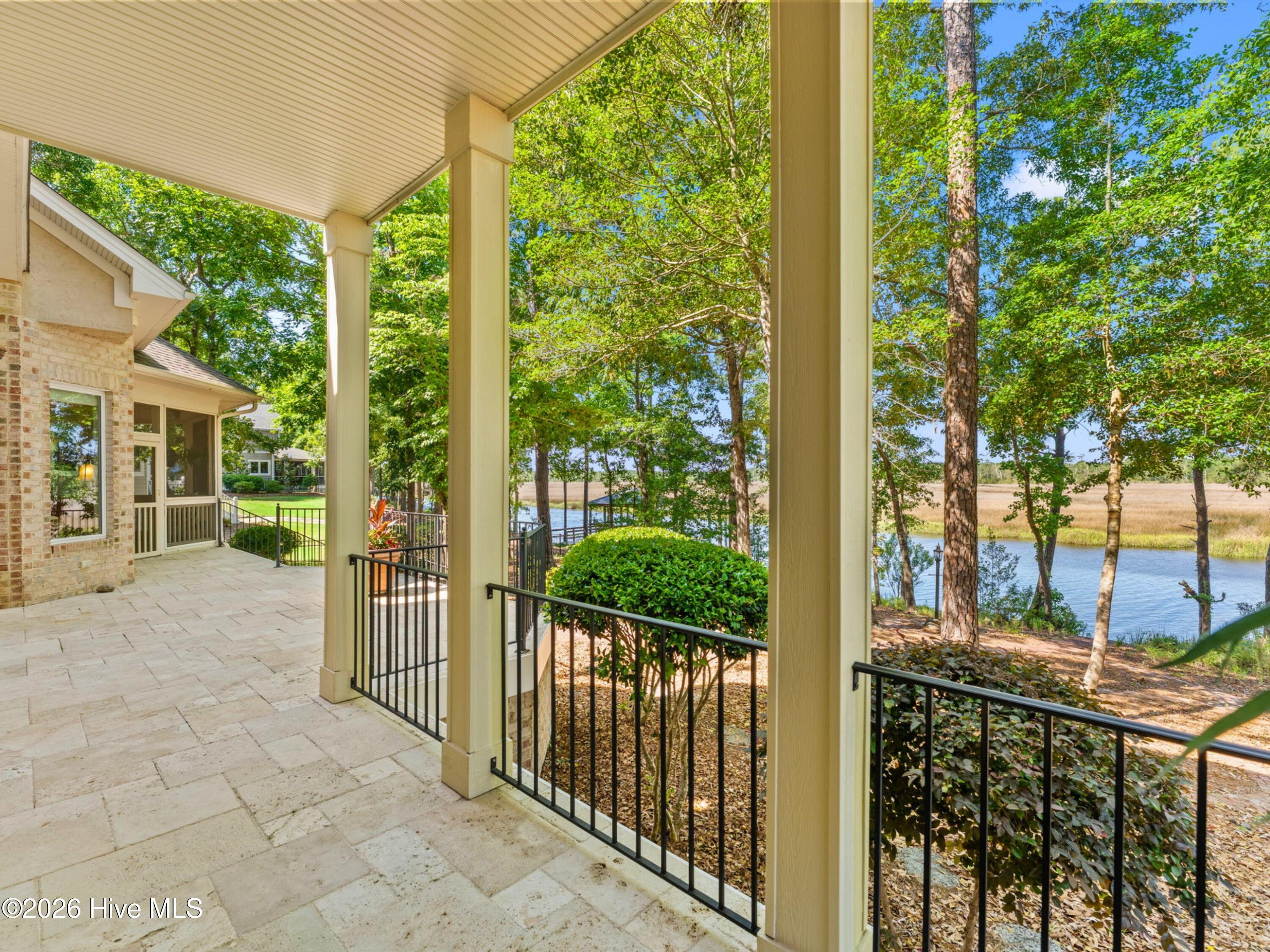 497 Deep Water Drive SE