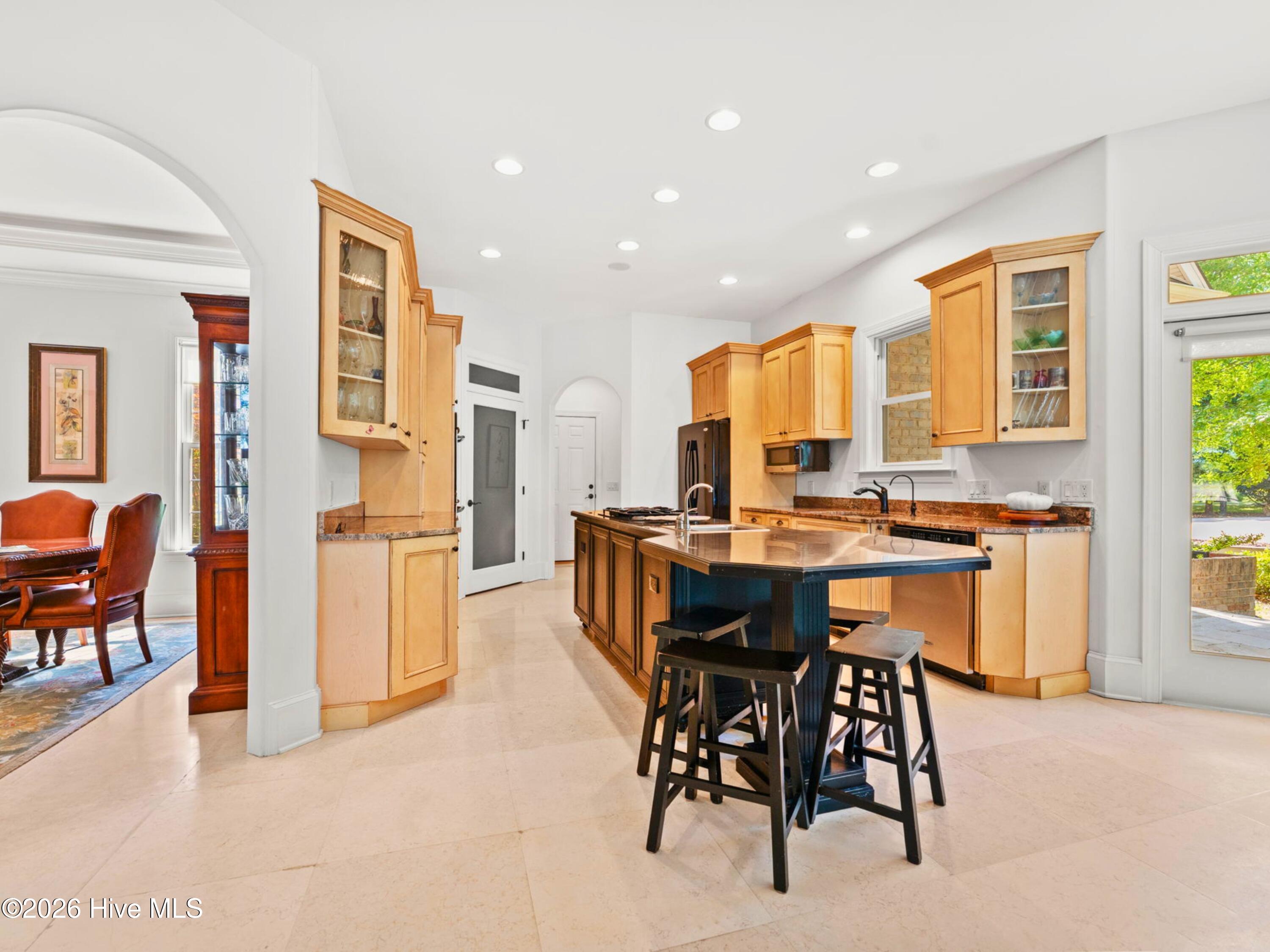 497 Deep Water Drive SE