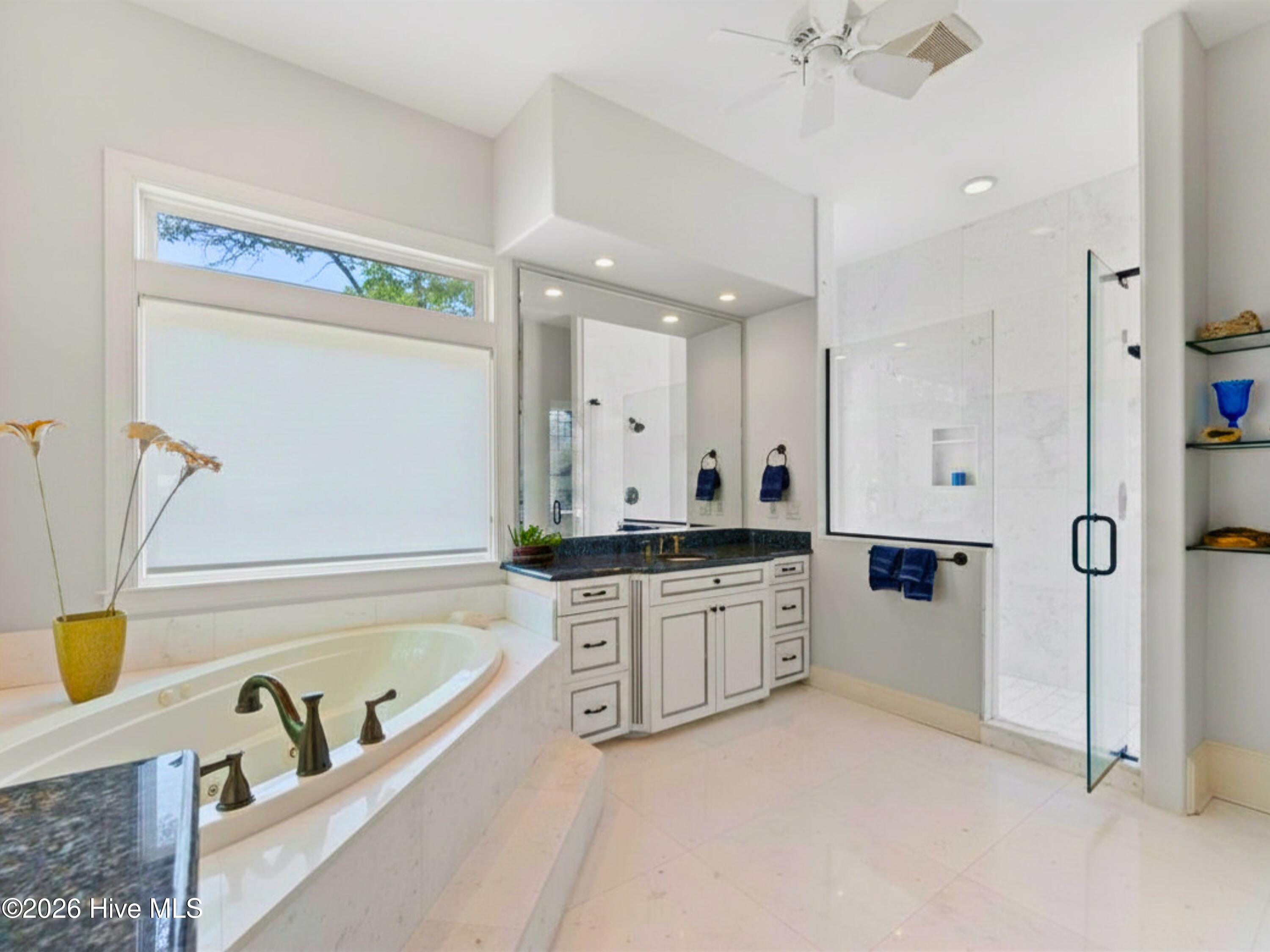 497 Deep Water Drive SE