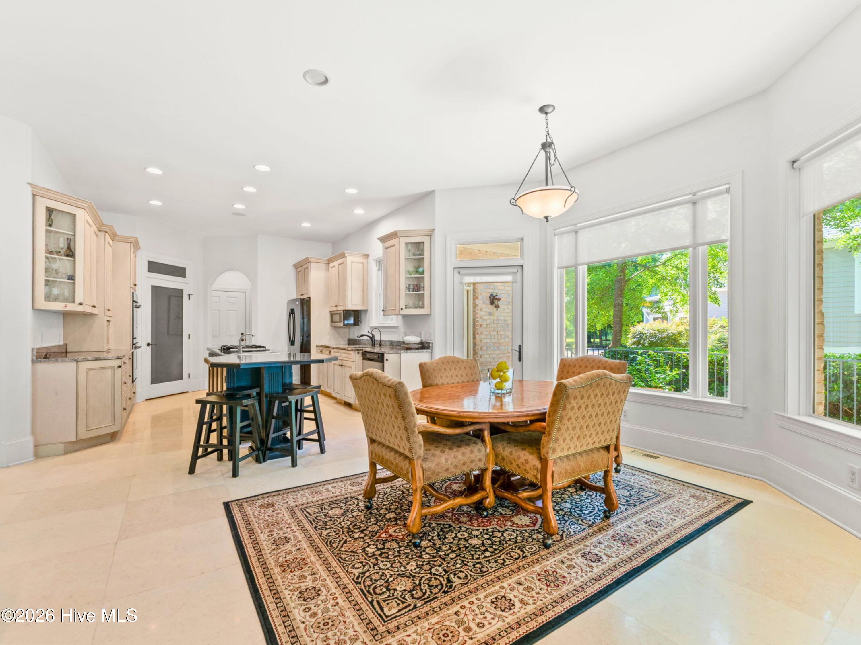 497 Deep Water Drive SE