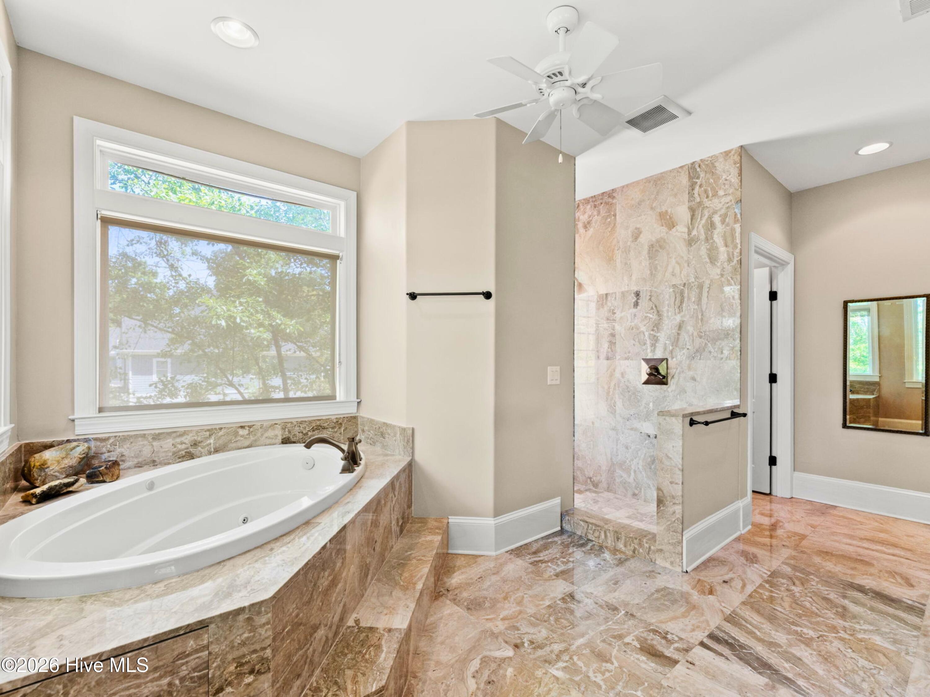 497 Deep Water Drive SE