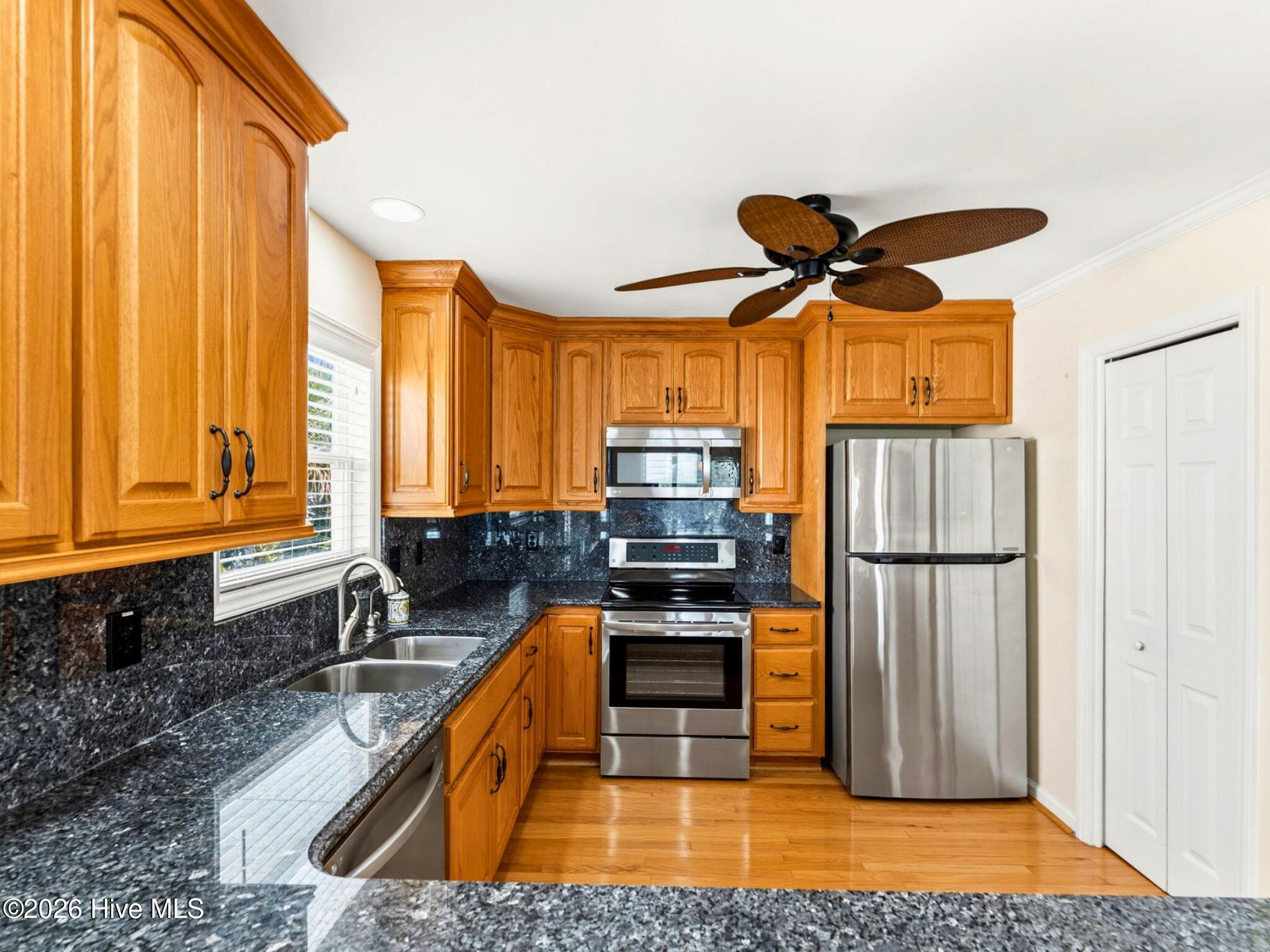 183 W Fourth Street