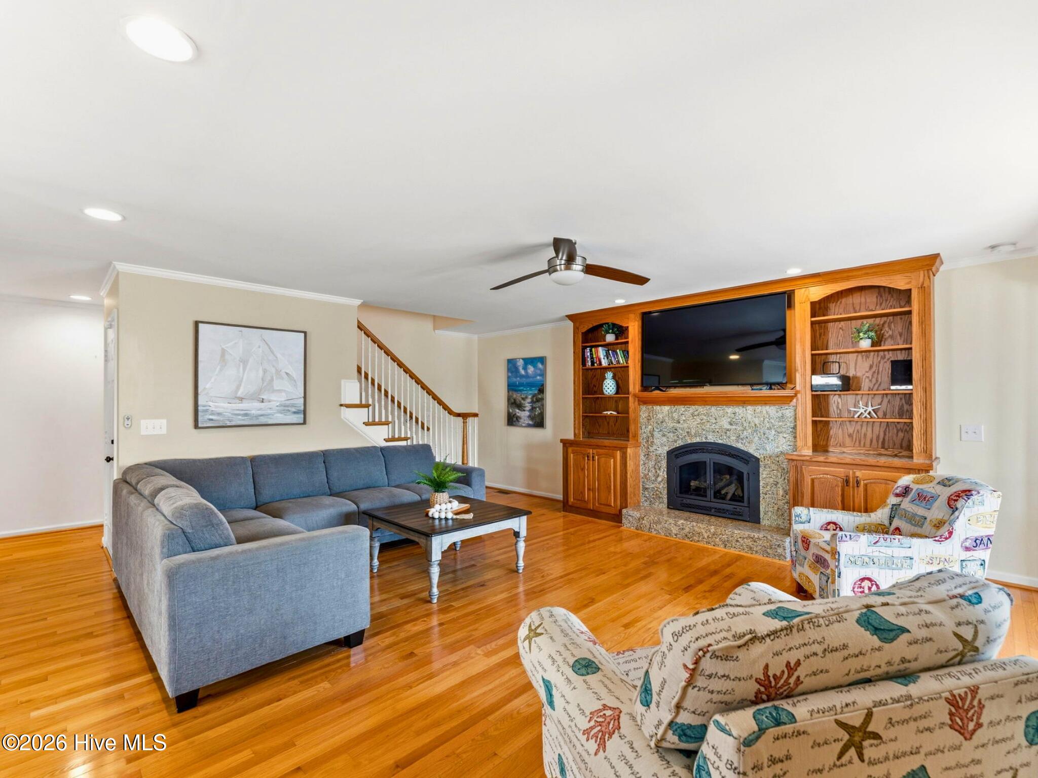 183 W Fourth Street