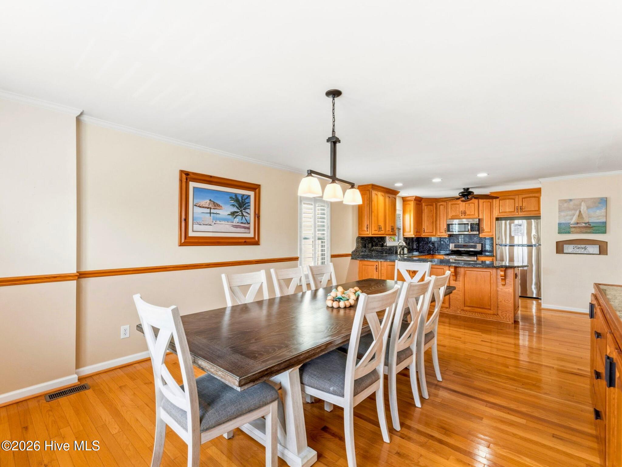 183 W Fourth Street