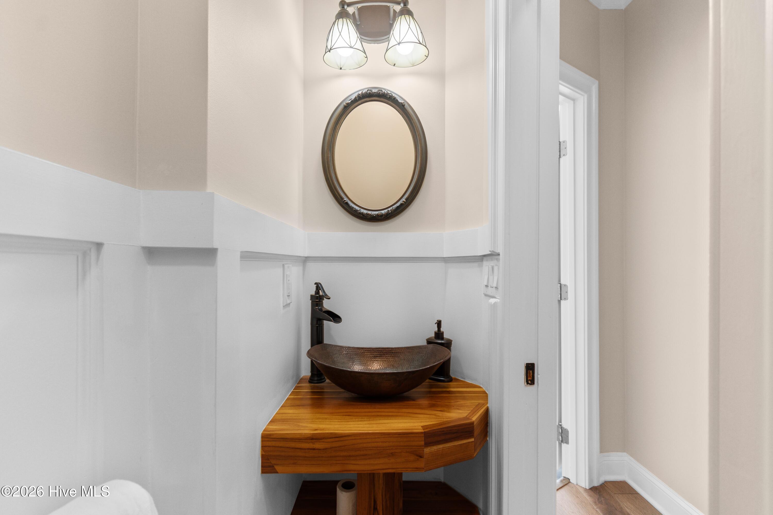1308 Harbour Watch SW