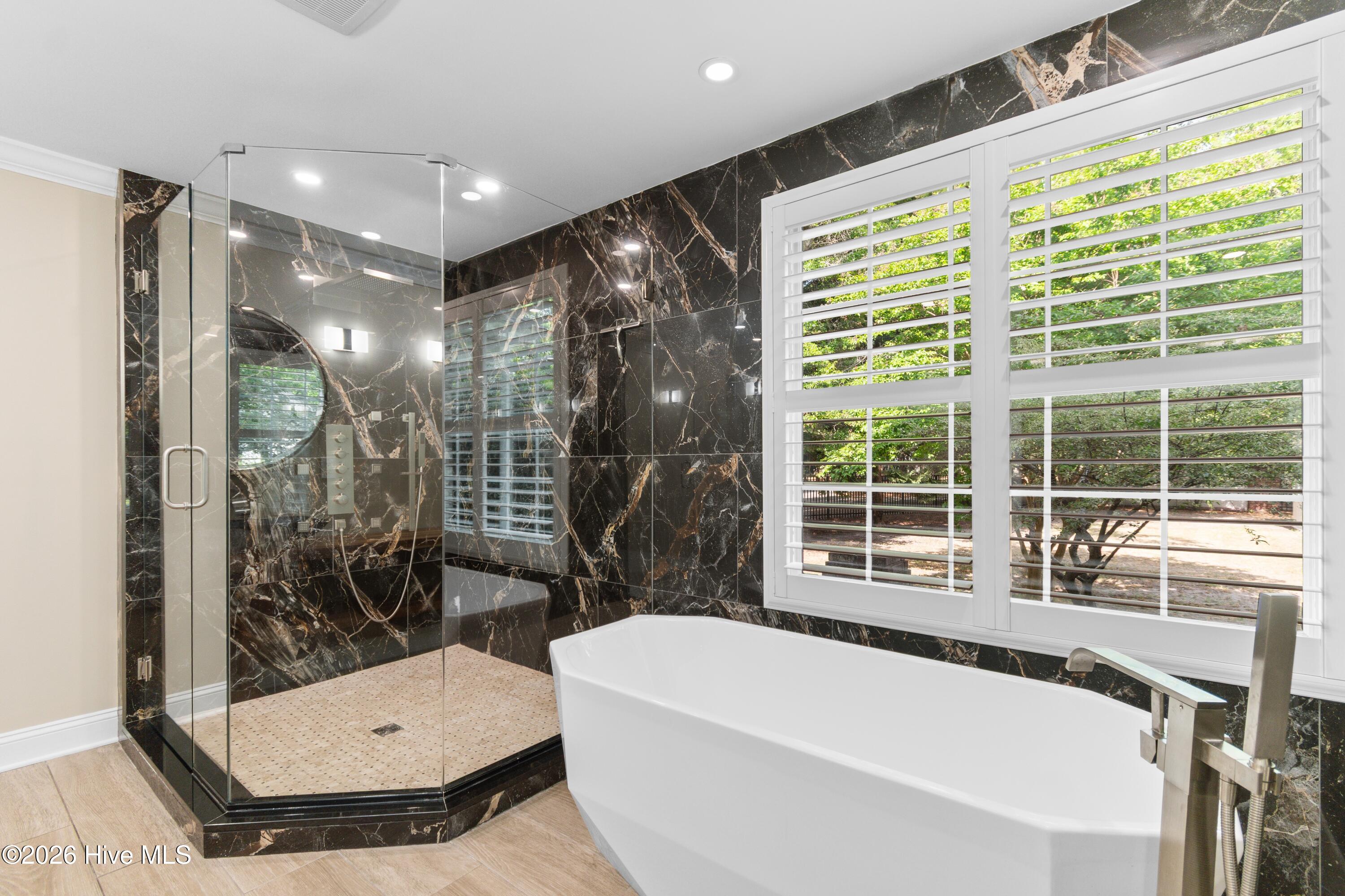 1308 Harbour Watch SW