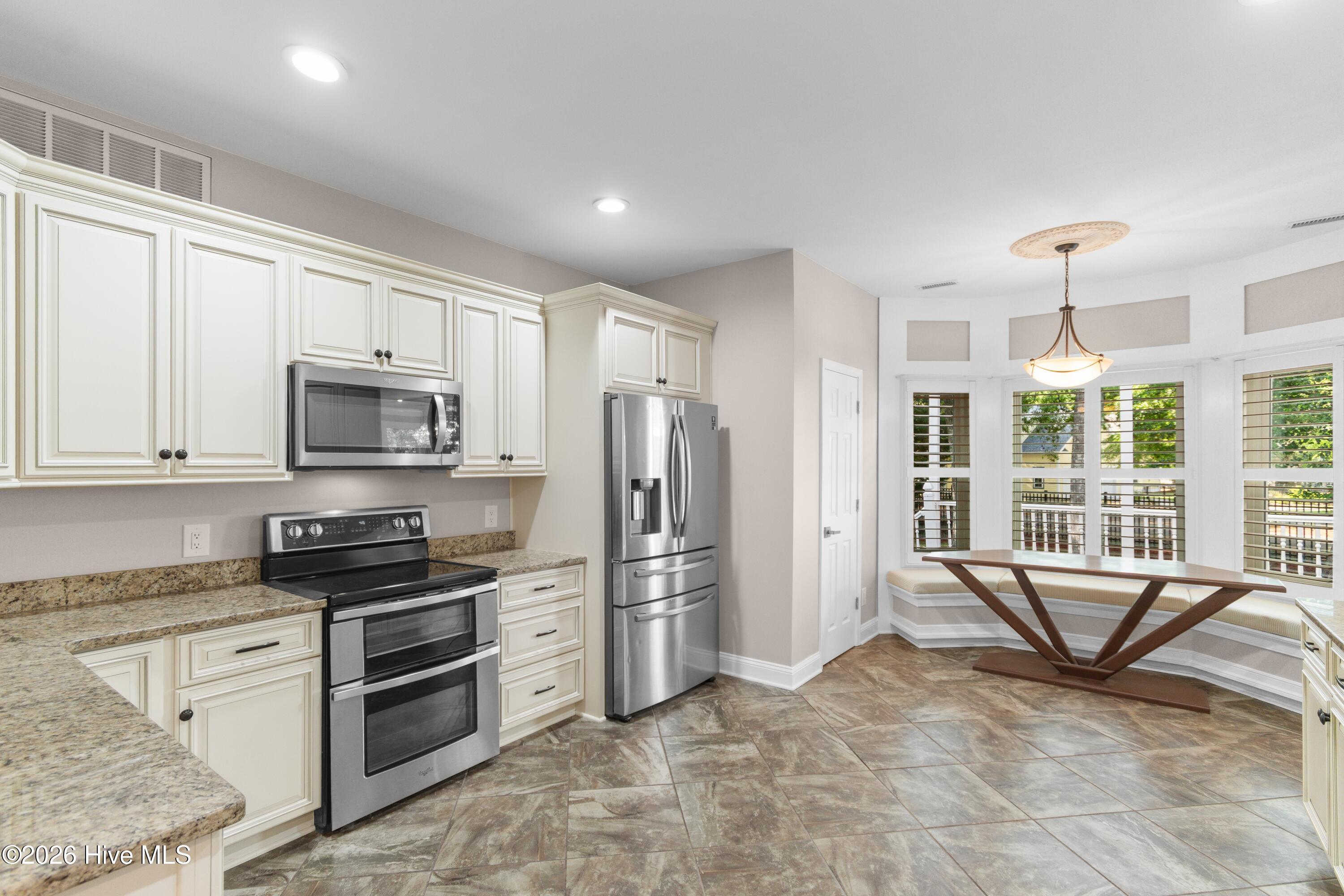 1308 Harbour Watch SW